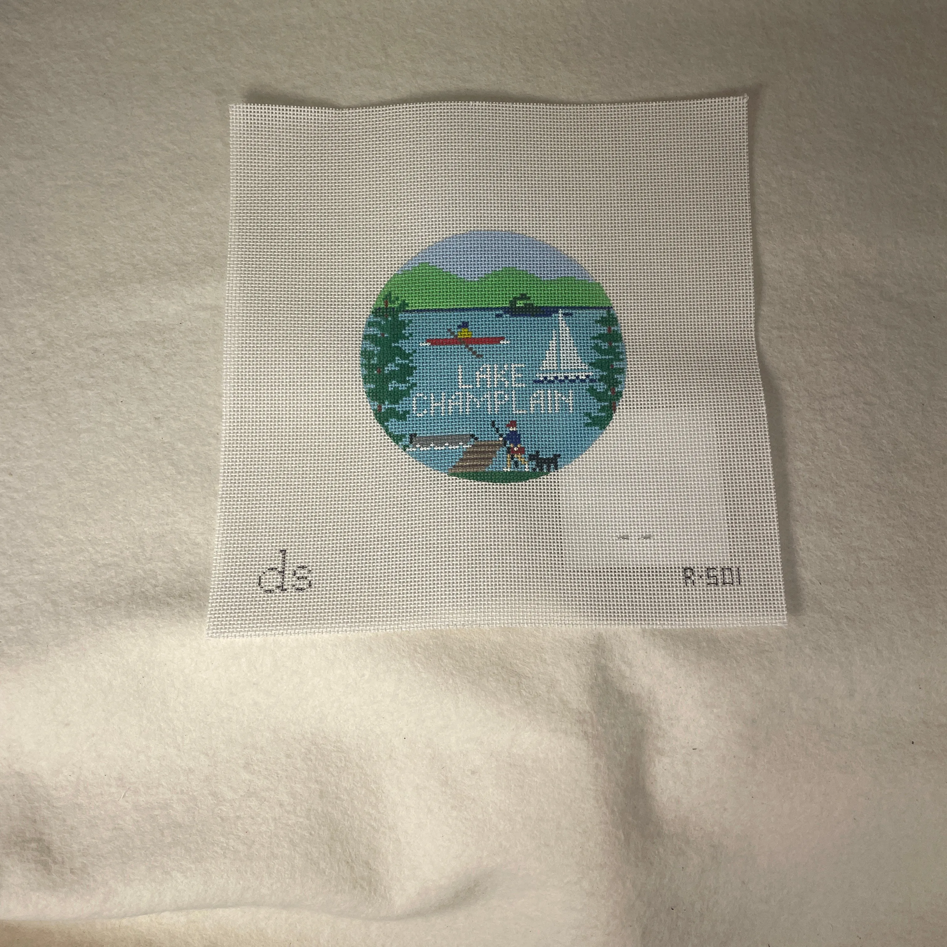 * Doolittle Stitchery R501 Lake Champlain