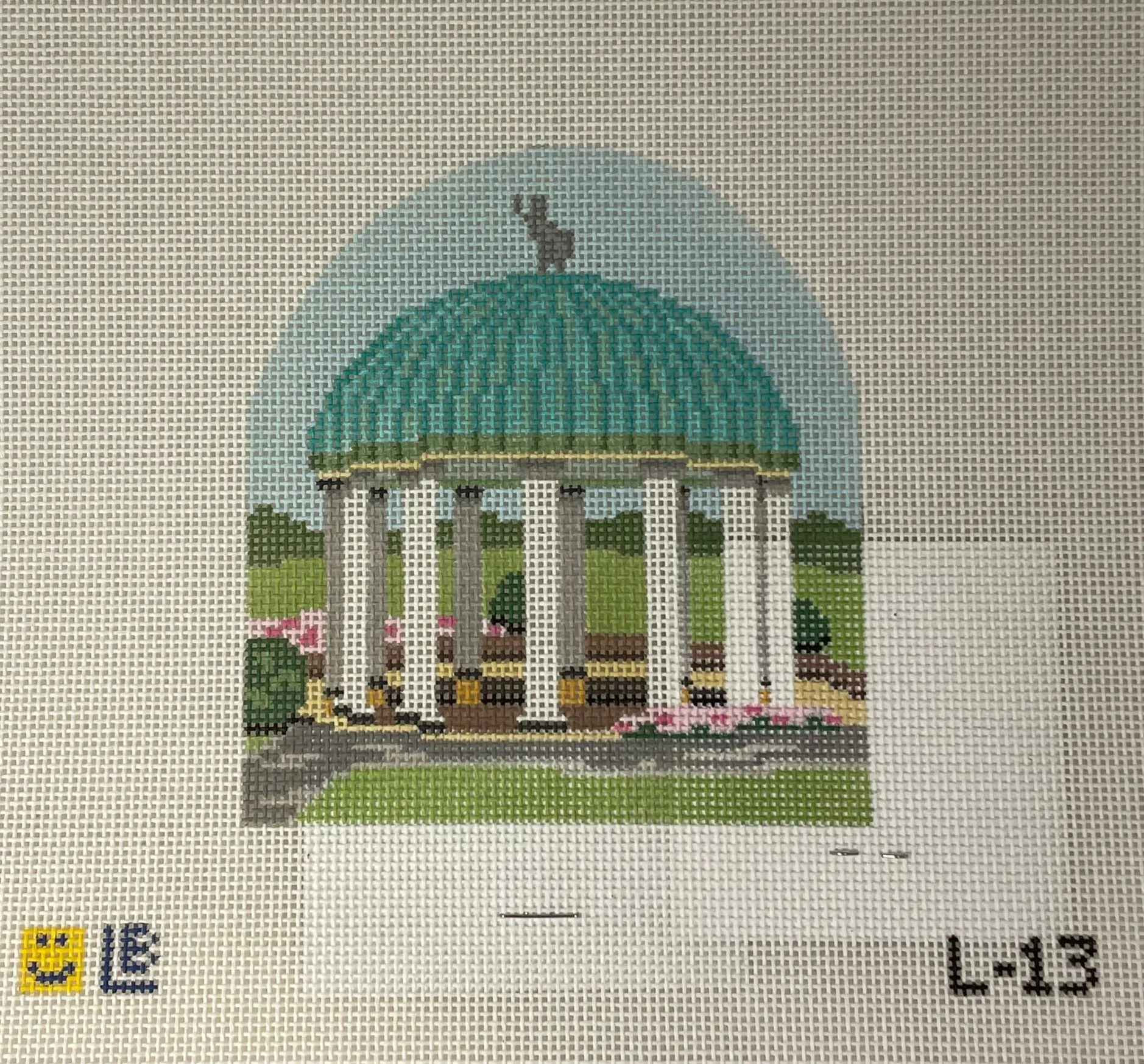 * Lauren Bloch L13 Greenbrier- Spring House