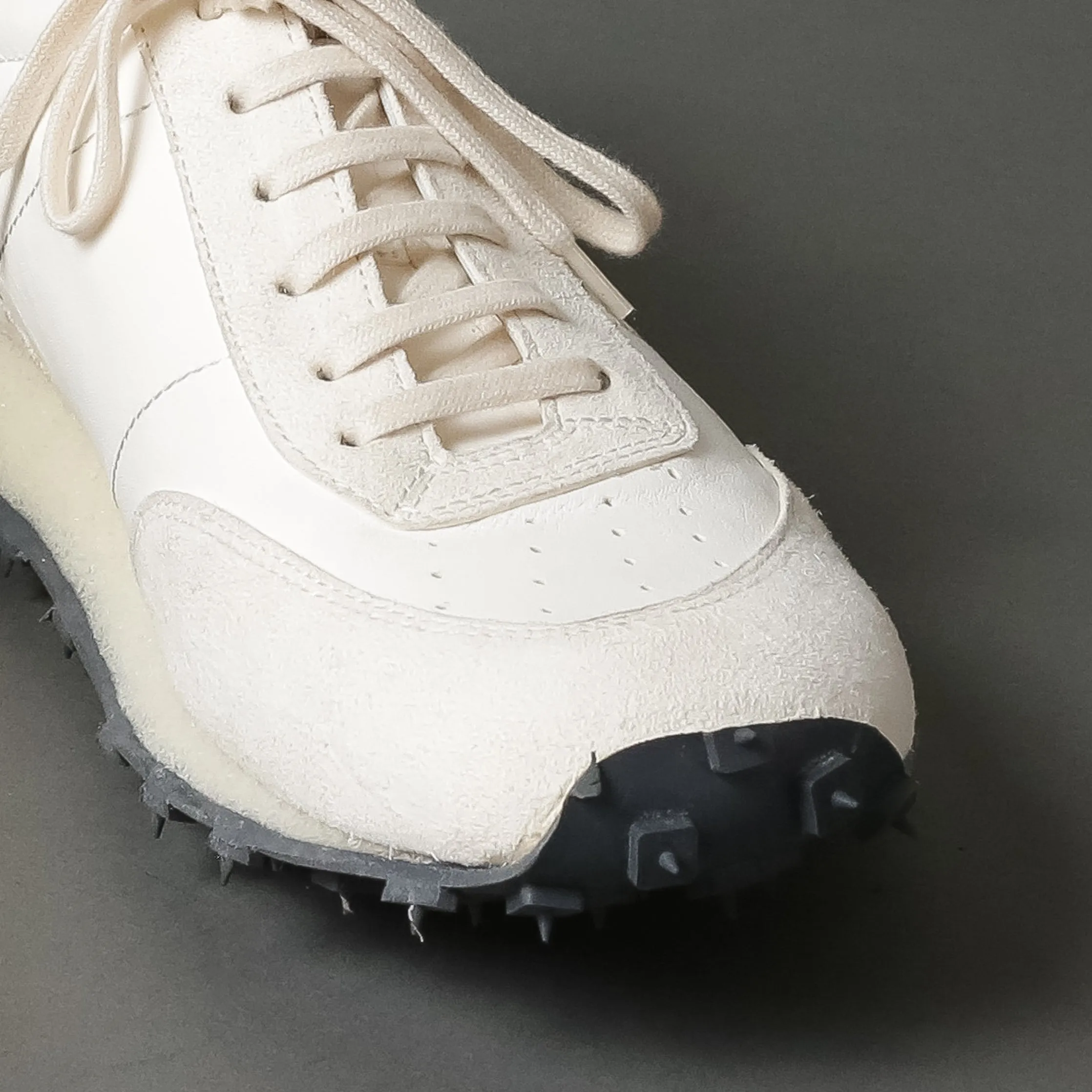 1221 White-Grey sole