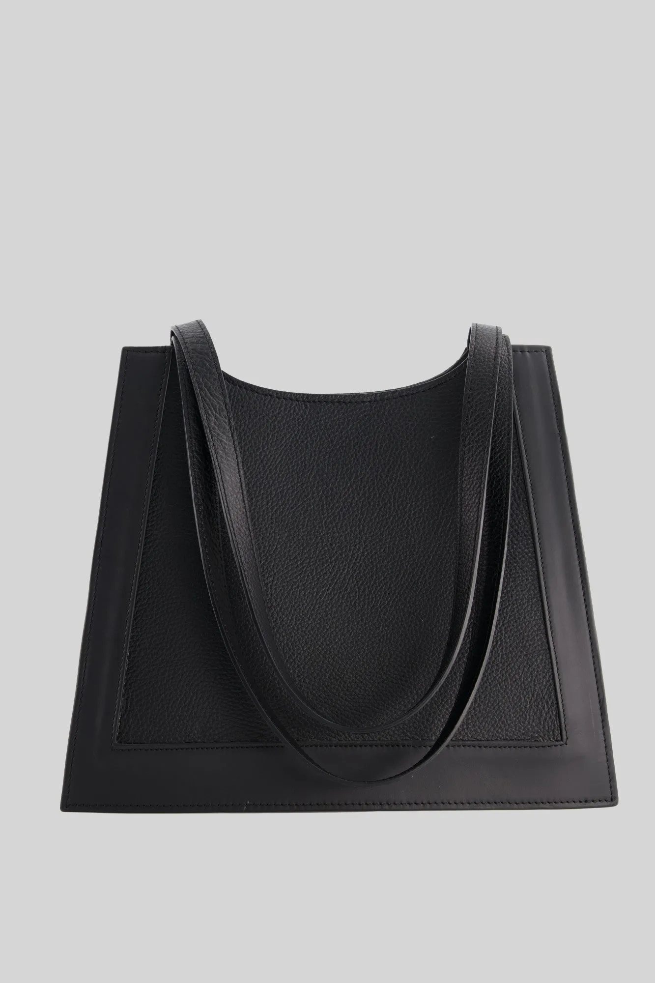 Animal Leather Shoulder Bag in Black/Black