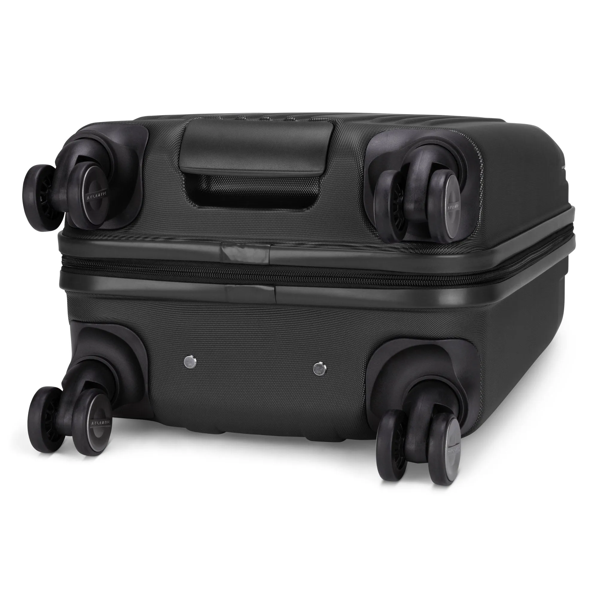 Atlantic Propeller 19" Hardside Spinner Carry-on with Packing Cube