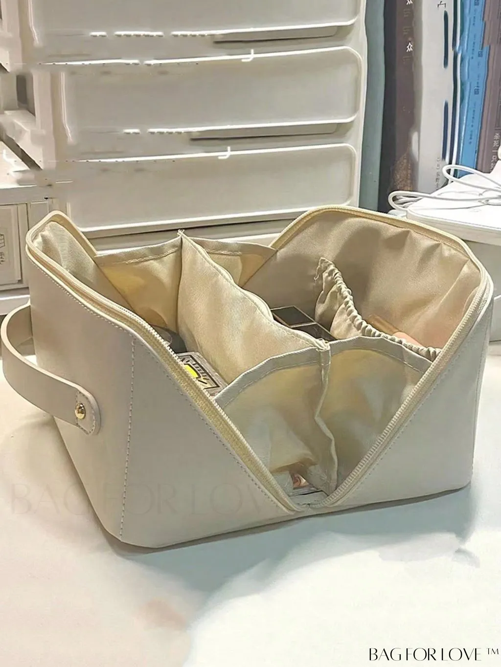 BagForLove - Embossed Letter Top-Handle Makeup Bag: Travel-Friendly PU Cosmetic Organizer with Zipper