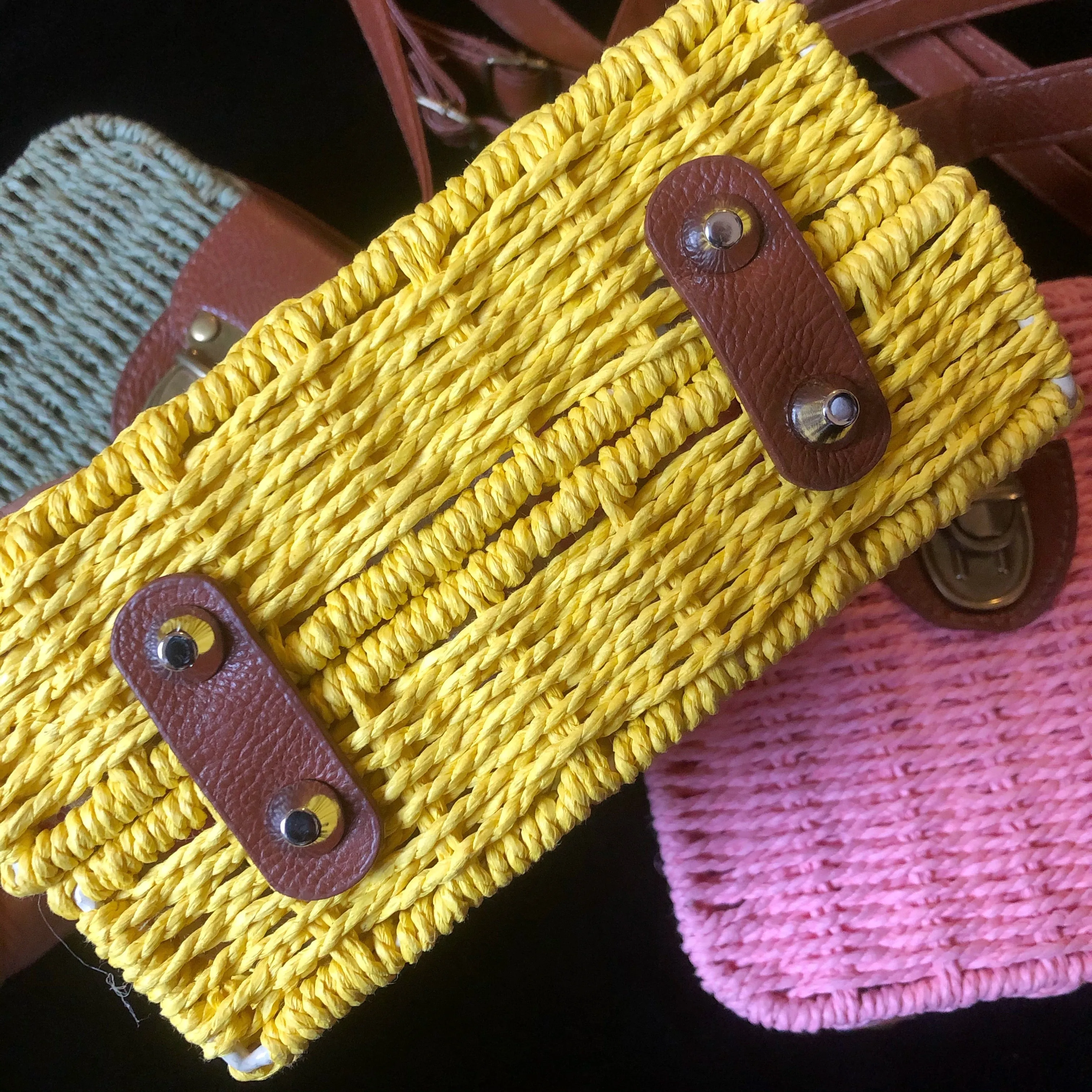 BASKETWEAVE MINI CASE BAG