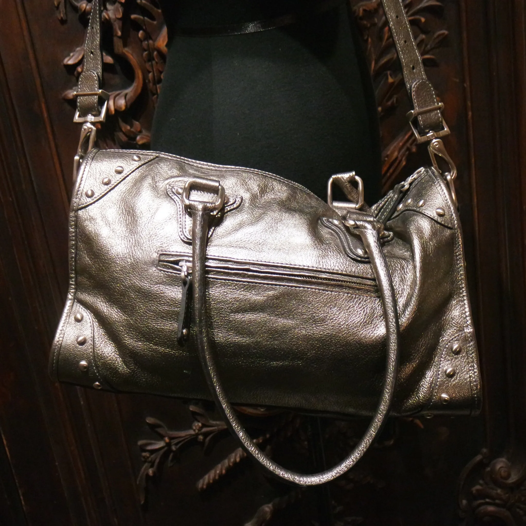 Be & D Metallic Studded Shoulderbag