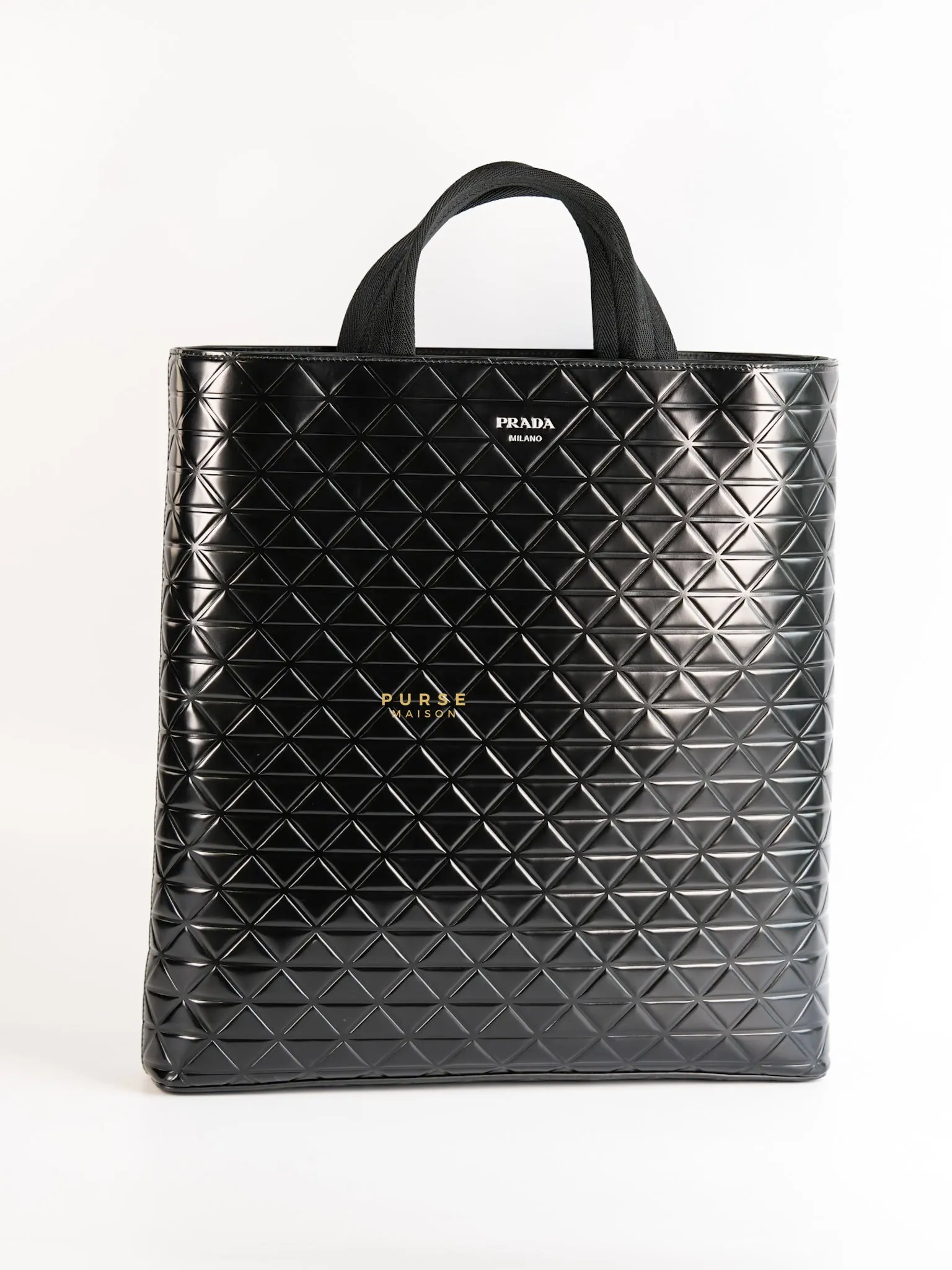 Black Embossed-Printed Shopping Bag with Detachable Water Bottle