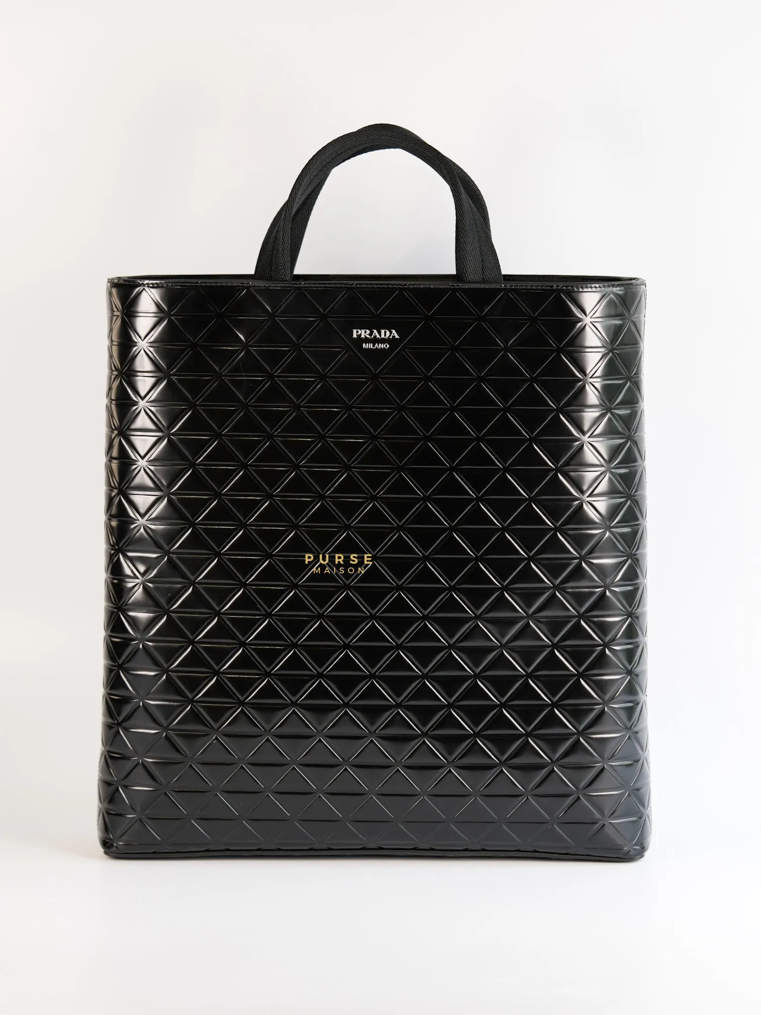 Black Embossed-Printed Shopping Bag with Detachable Water Bottle