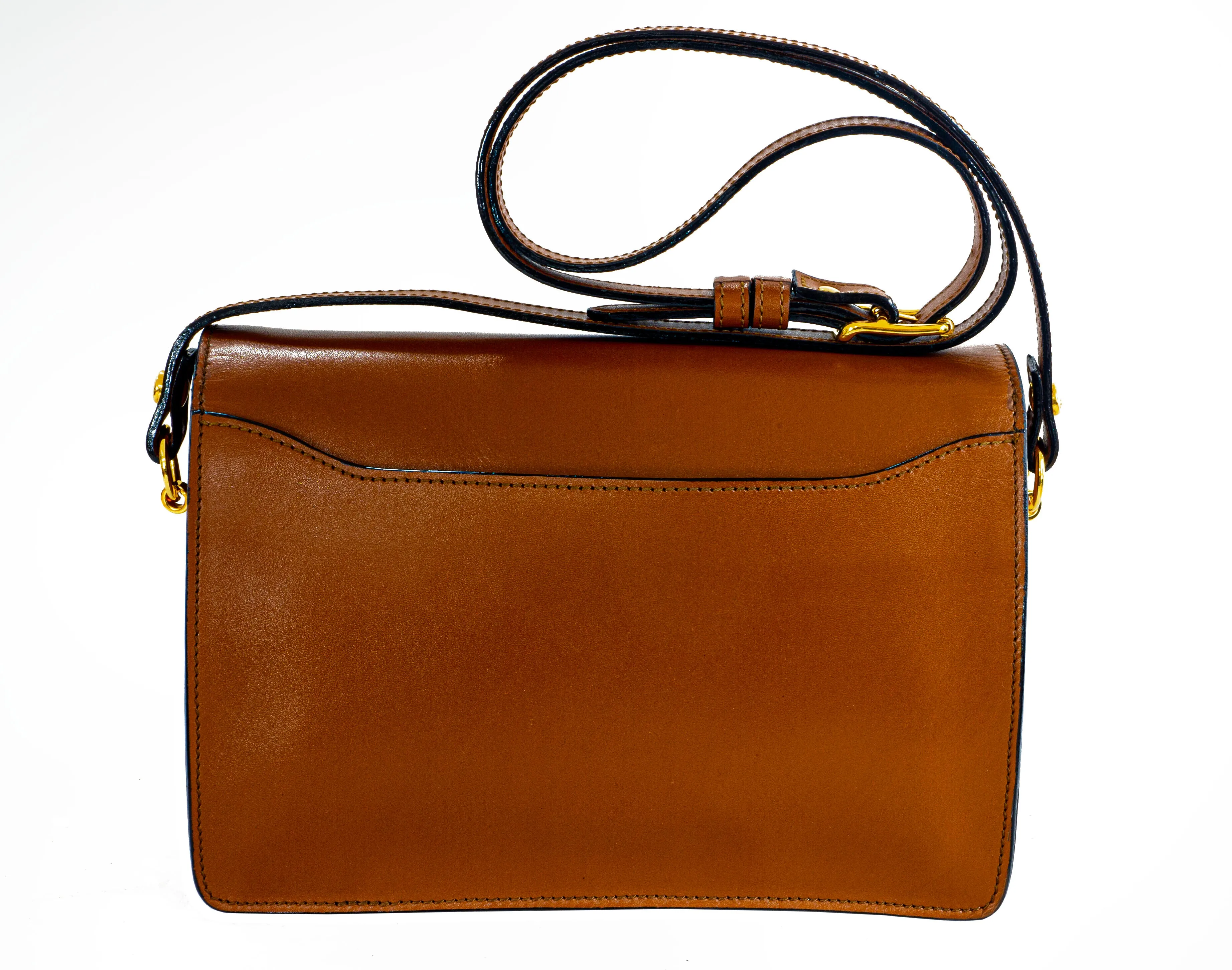 BYRON - (A Bag I Described Classic still and roomier, organised without taking off his past Elegance)
