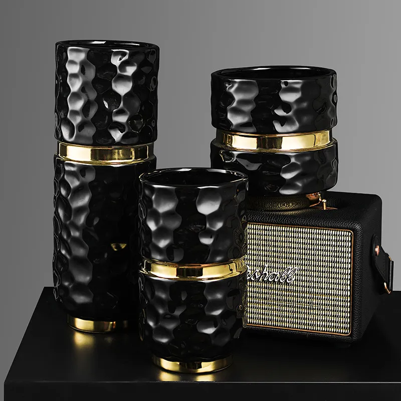 Ceramic Vase Black