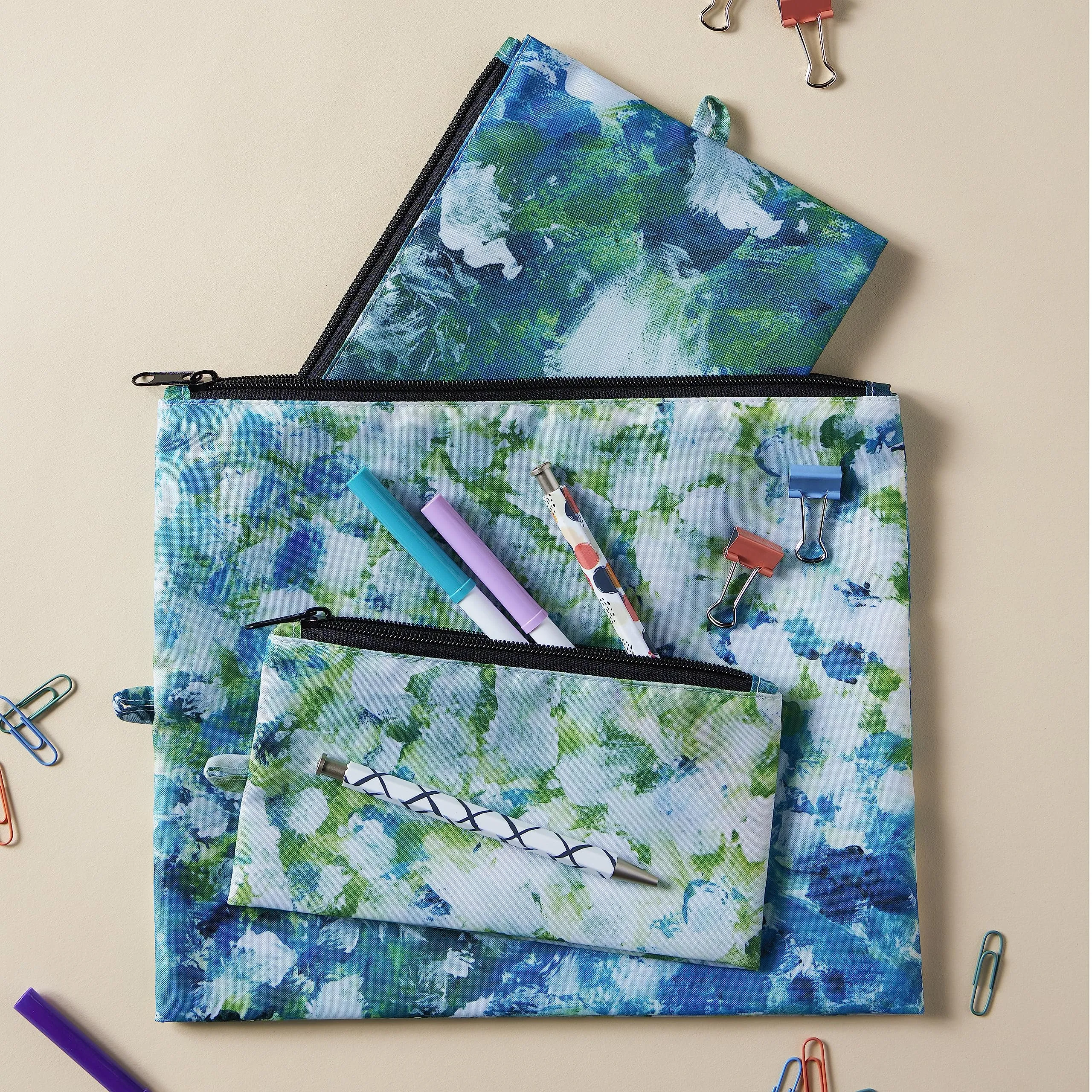 DEMDACO 1008130035 ArtLifting White Flowers Blue, Green, and White Polyester Zippered Organizer Bag Pouch Set of 3
