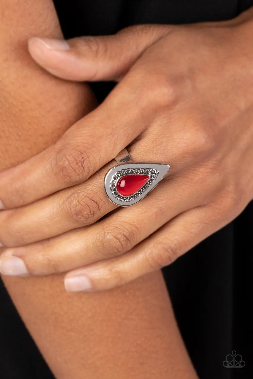 Earthy Glow Red Ring Paparazzi