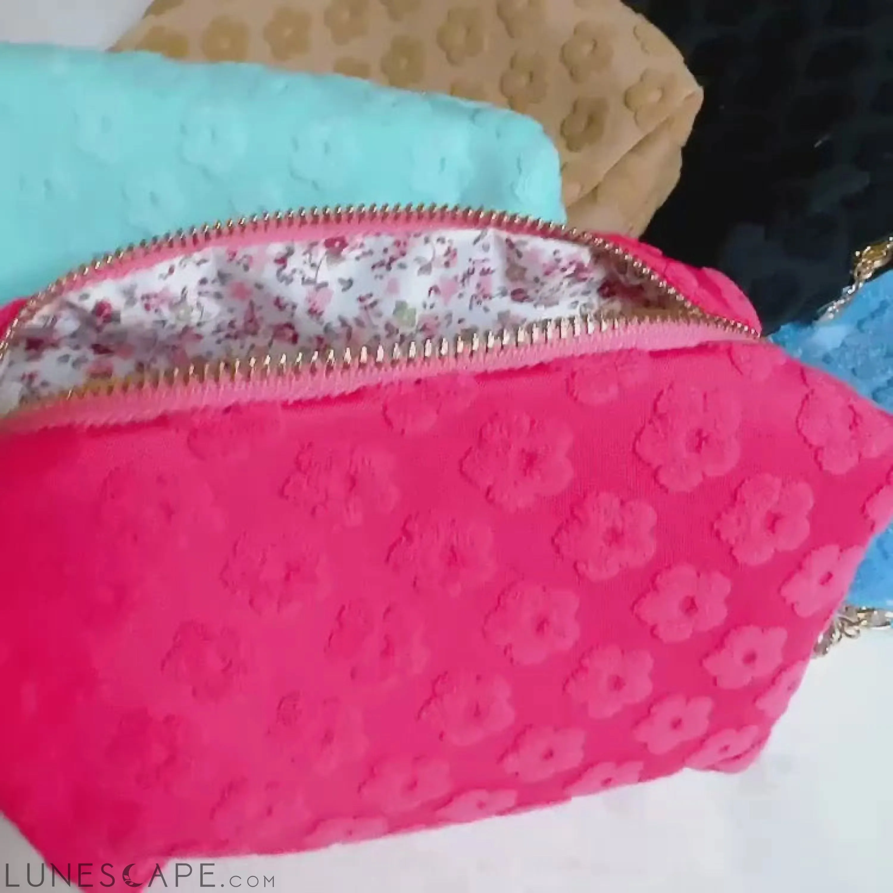 Embossed Daisy Blossom Cosmetic Case