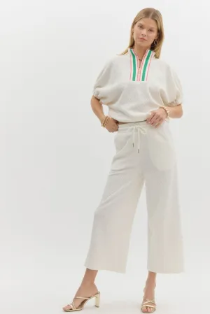 EMBOSSED WHITE COLLARED SET