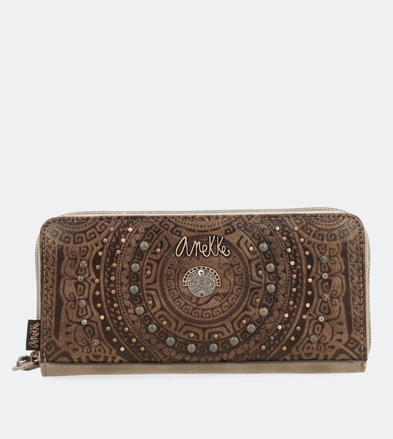 Ixchel Wallet with a zip