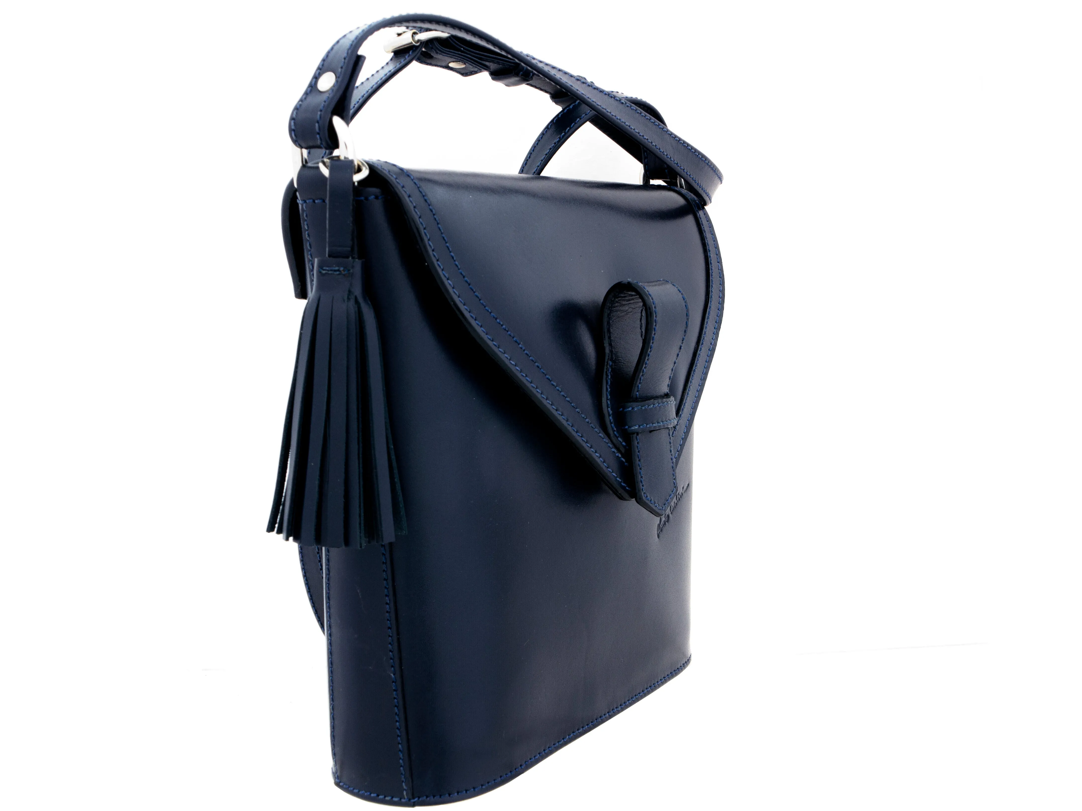 JADE- (A Bag I Described Classic Vintage But Still Elegant)