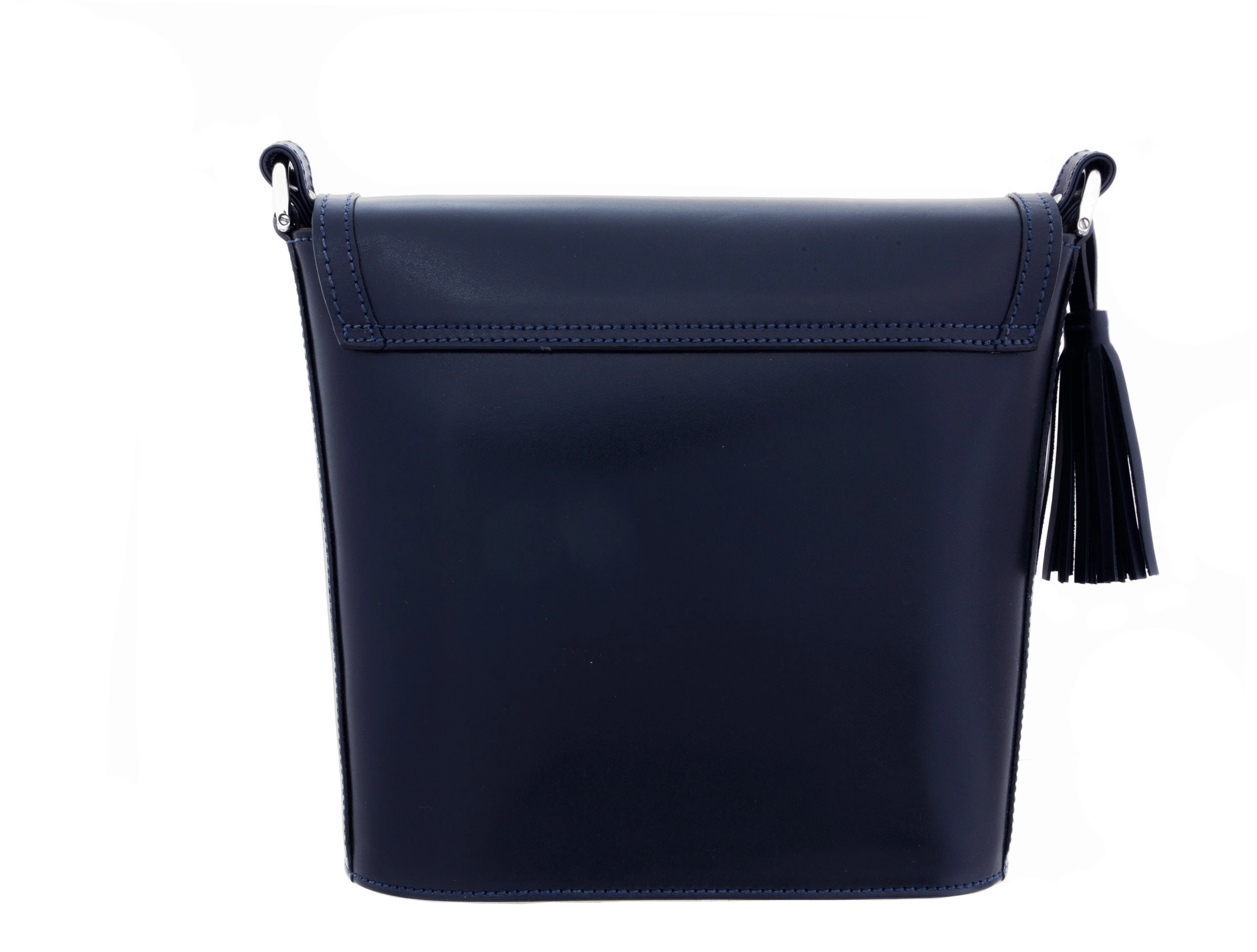 JADE- (A Bag I Described Classic Vintage But Still Elegant)