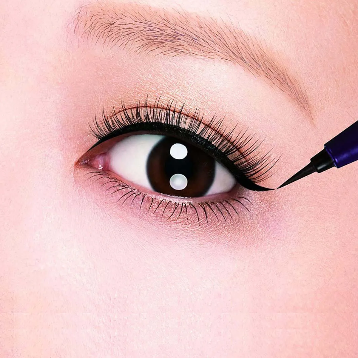 Kẻ Mắt Nước Kiss Me Heroine Make Smooth Liquid Eyeliner