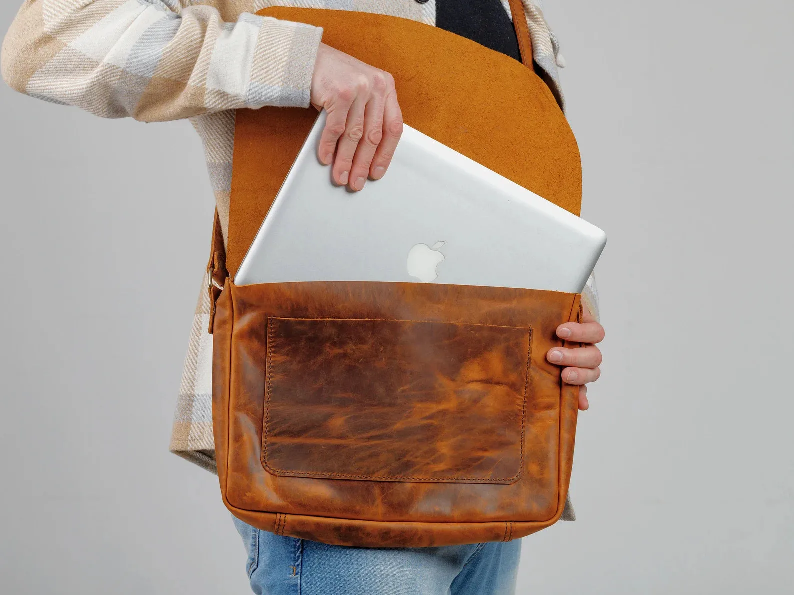 leather messenger bag laptop shoulder bag