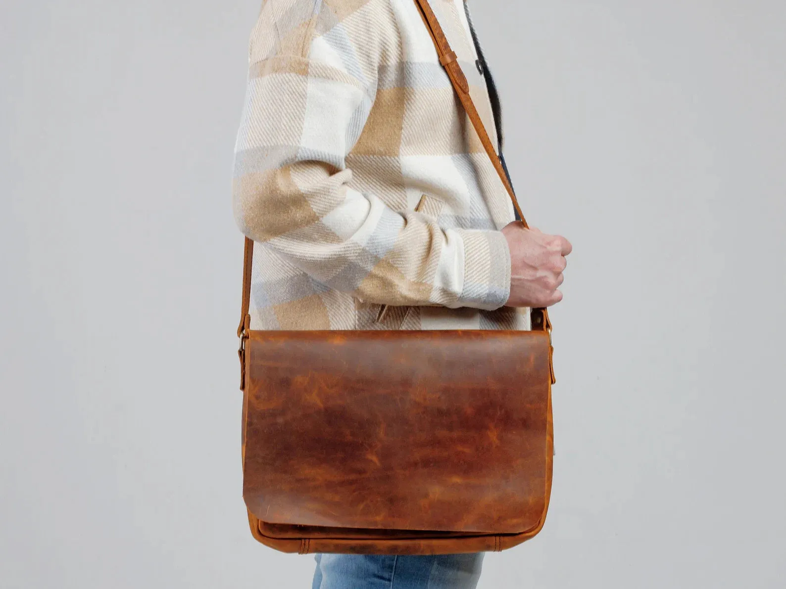 leather messenger bag laptop shoulder bag