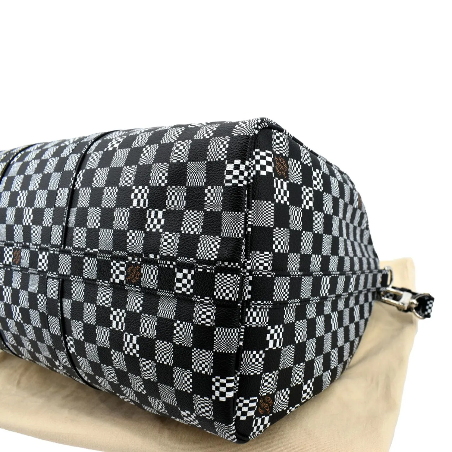 LOUIS VUITTON Keepall Bandouliere 50 Damier Distorted Travel Bag White Black