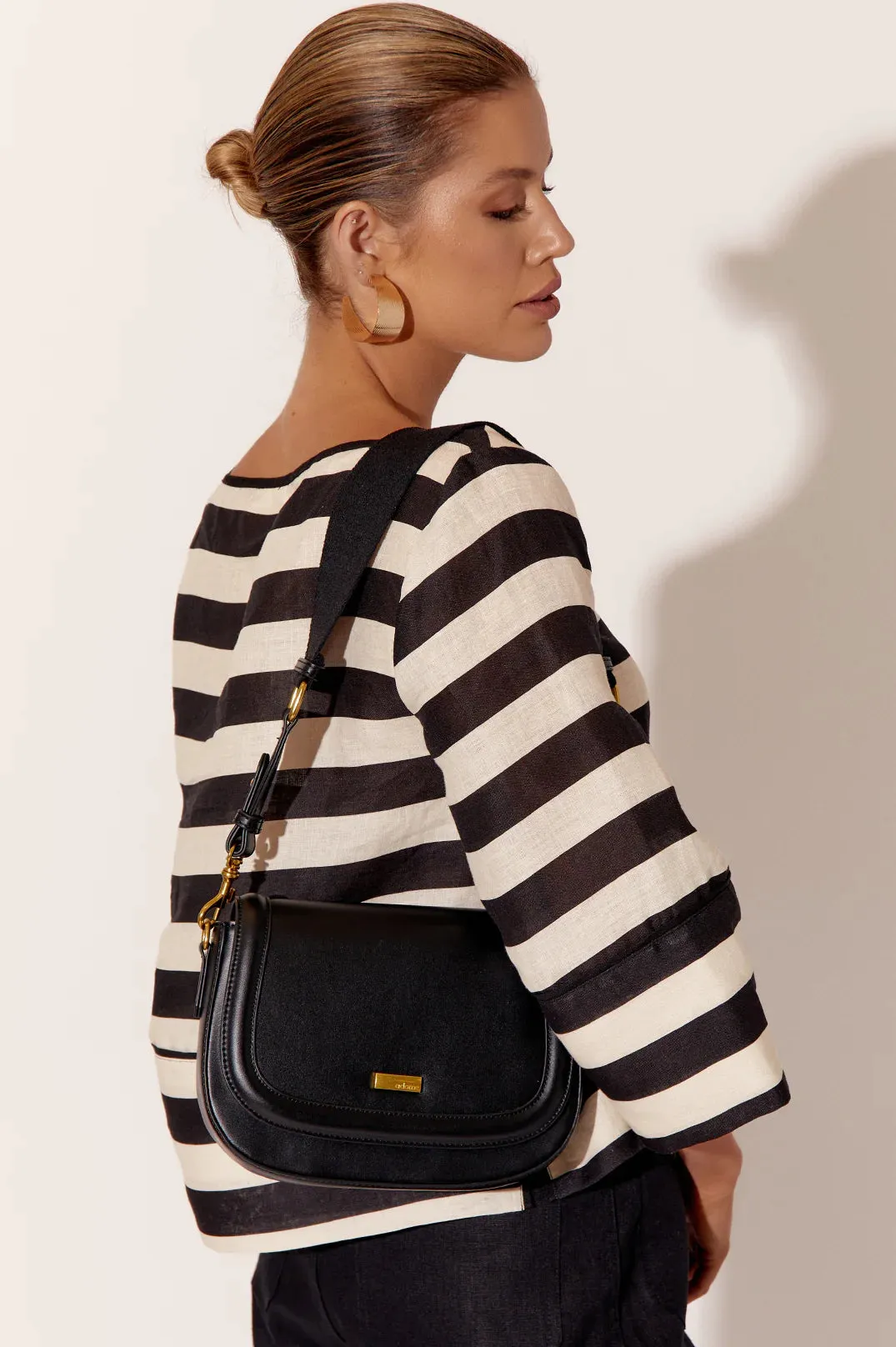 Lulu Saddle Strap Bag - Black