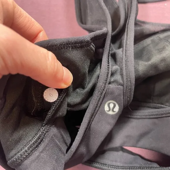 Lululemon Move Bra in black - size 6