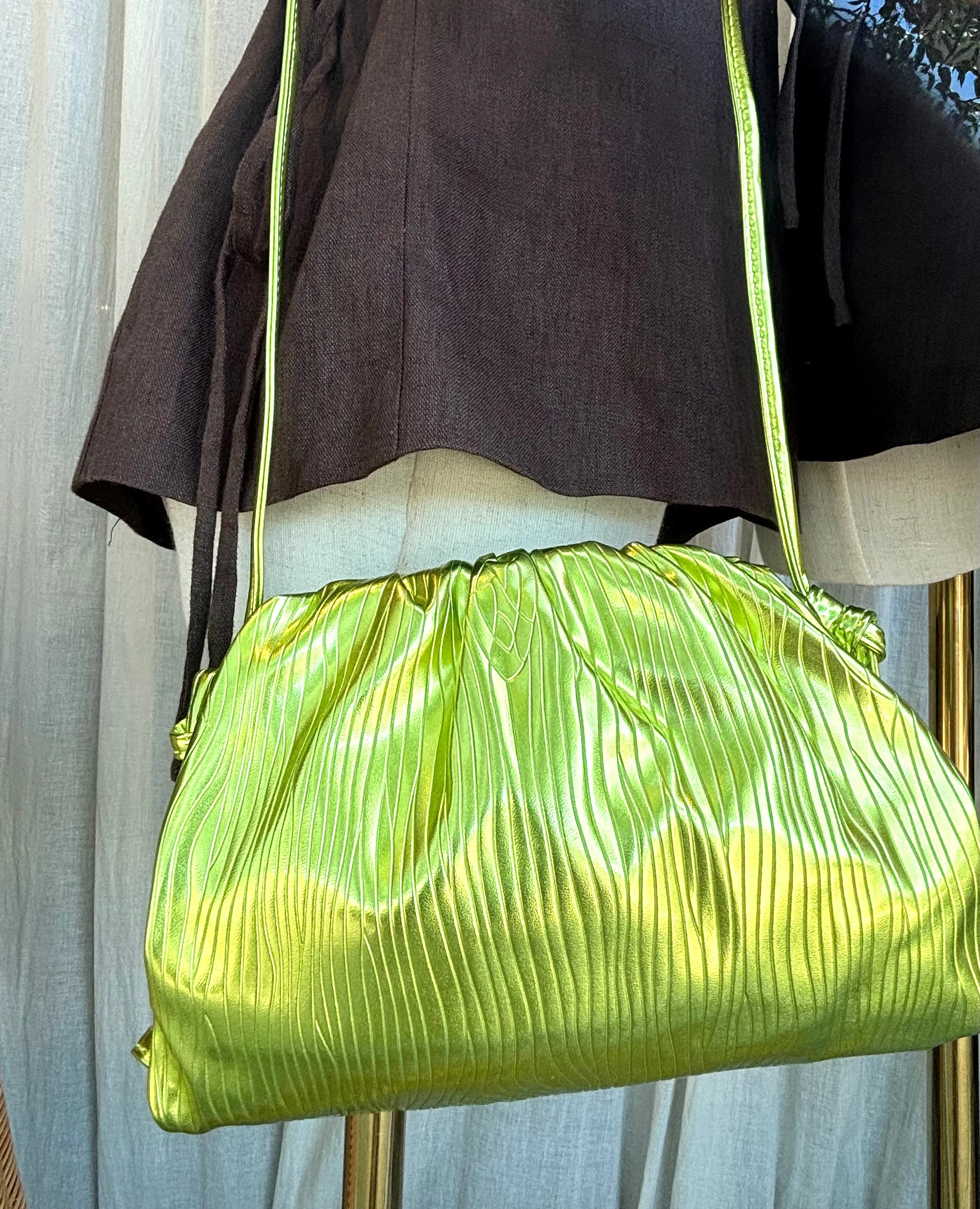 MISS MOSS: NEON METALLIC CLUTCH - LIME