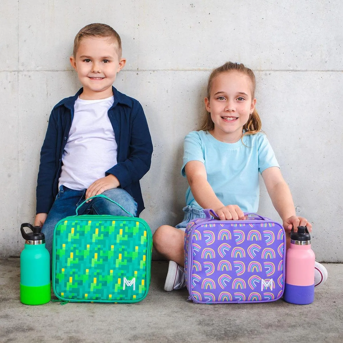 MONTII.CO Medium Insulated Lunch Bag - Pixels