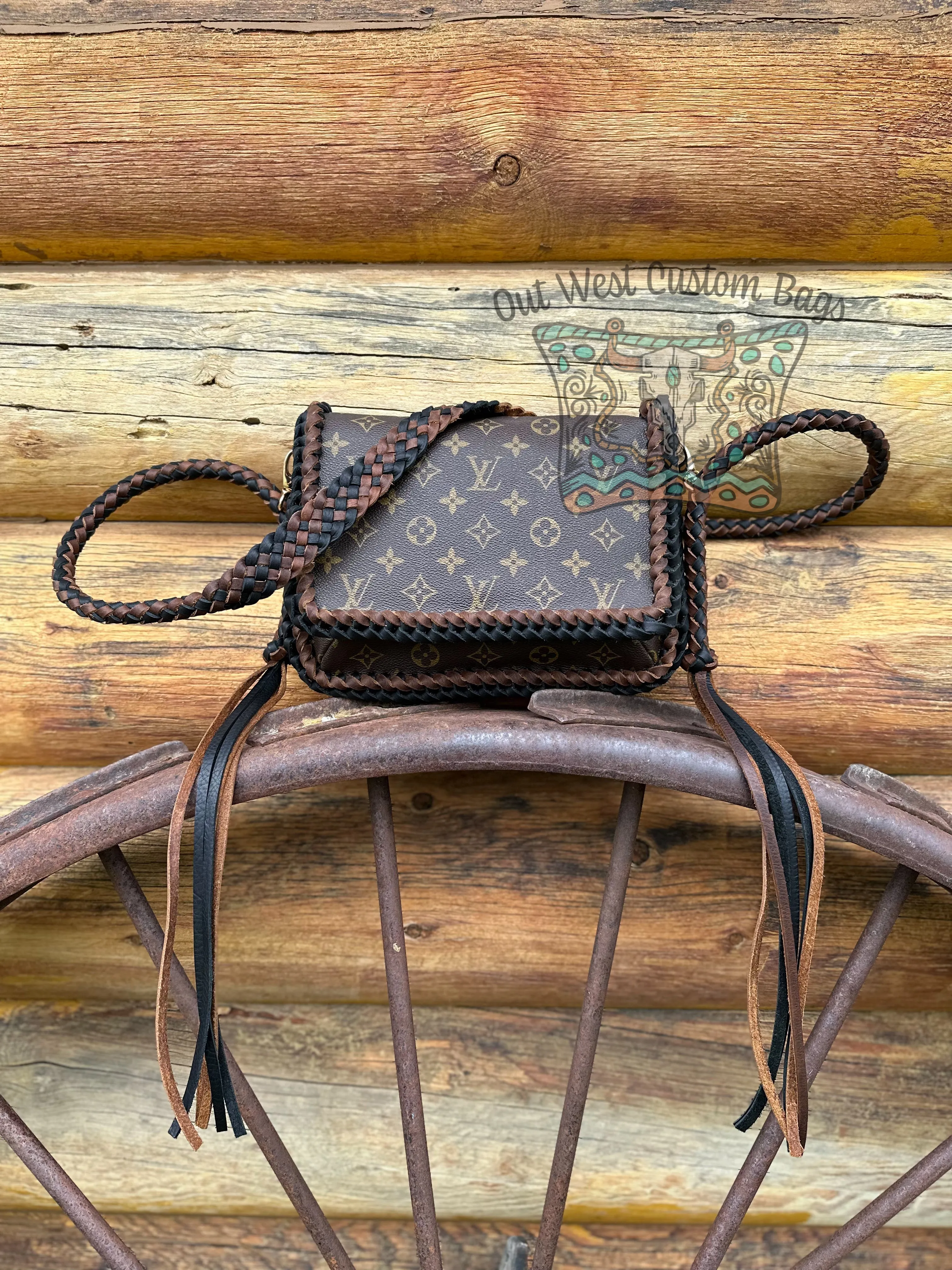 Out West Musette Tango Revamped Fringless Crossbody