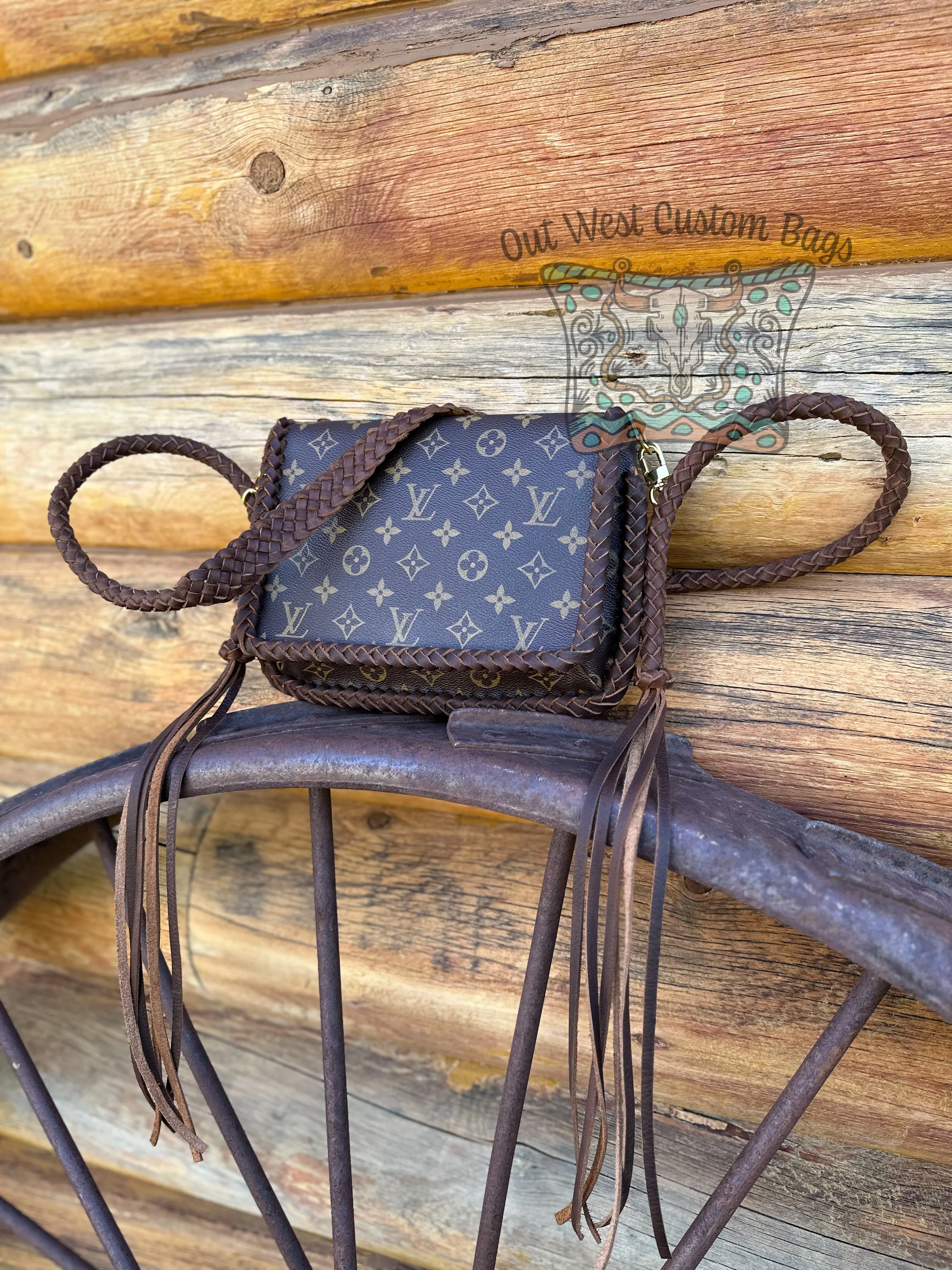 Out West Musette Tango Revamped Fringless Crossbody