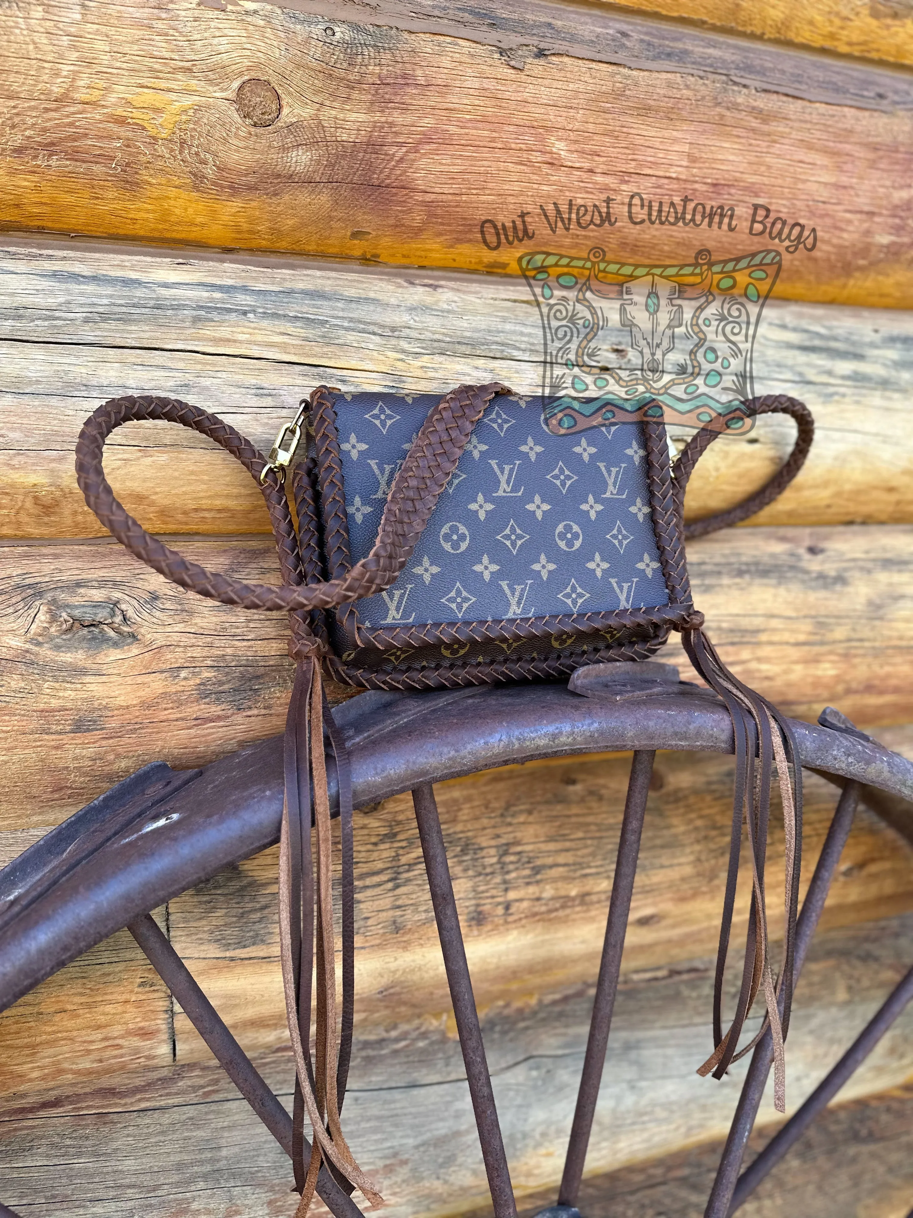 Out West Musette Tango Revamped Fringless Crossbody