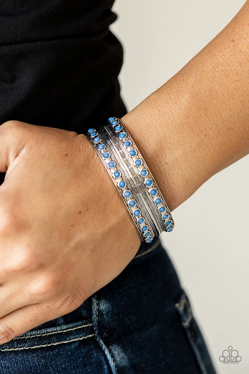 Paparazzi -Costa Rica Retreat - Blue Bracelet