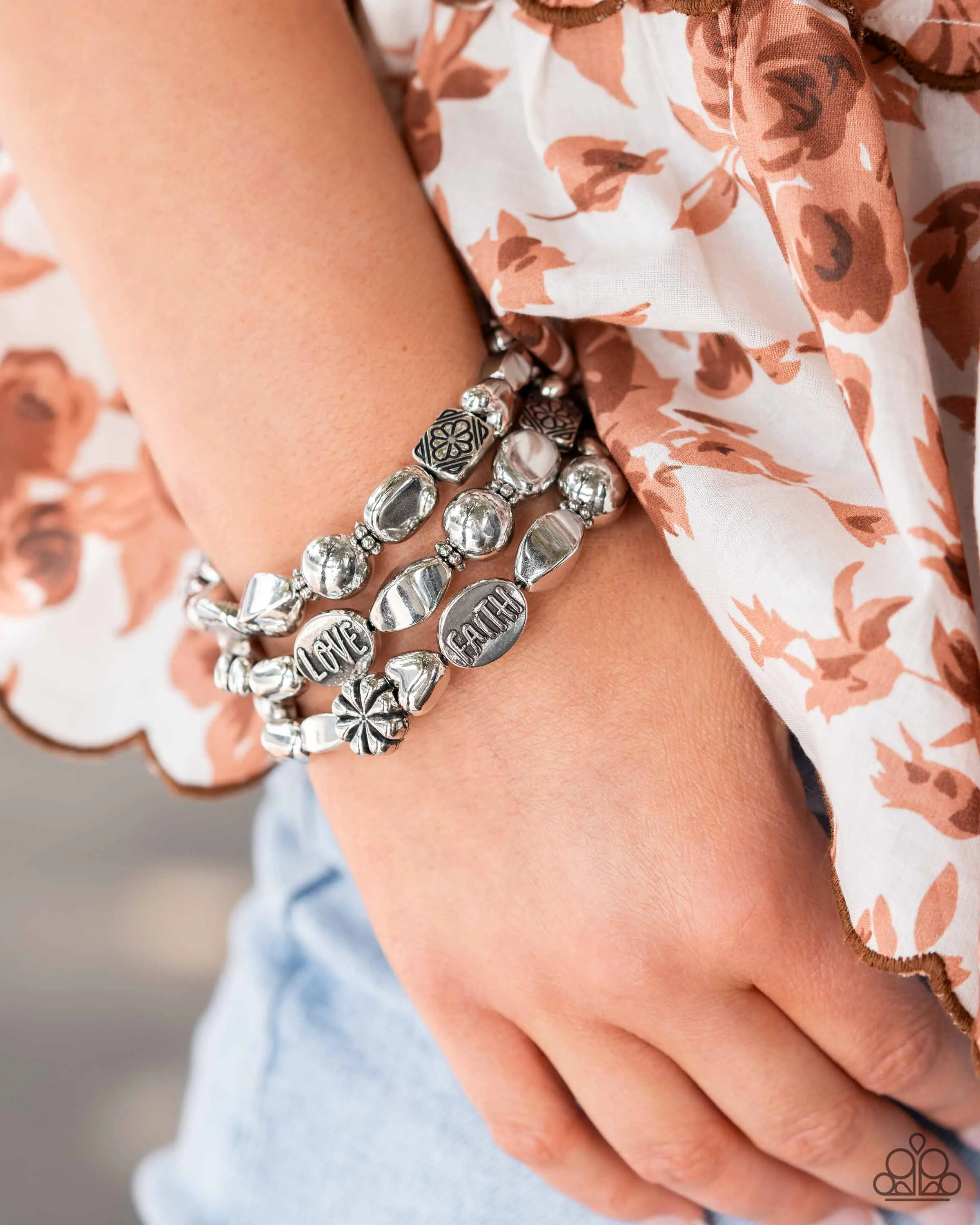 Paparazzi Enchanting Emotion Bracelet Silver