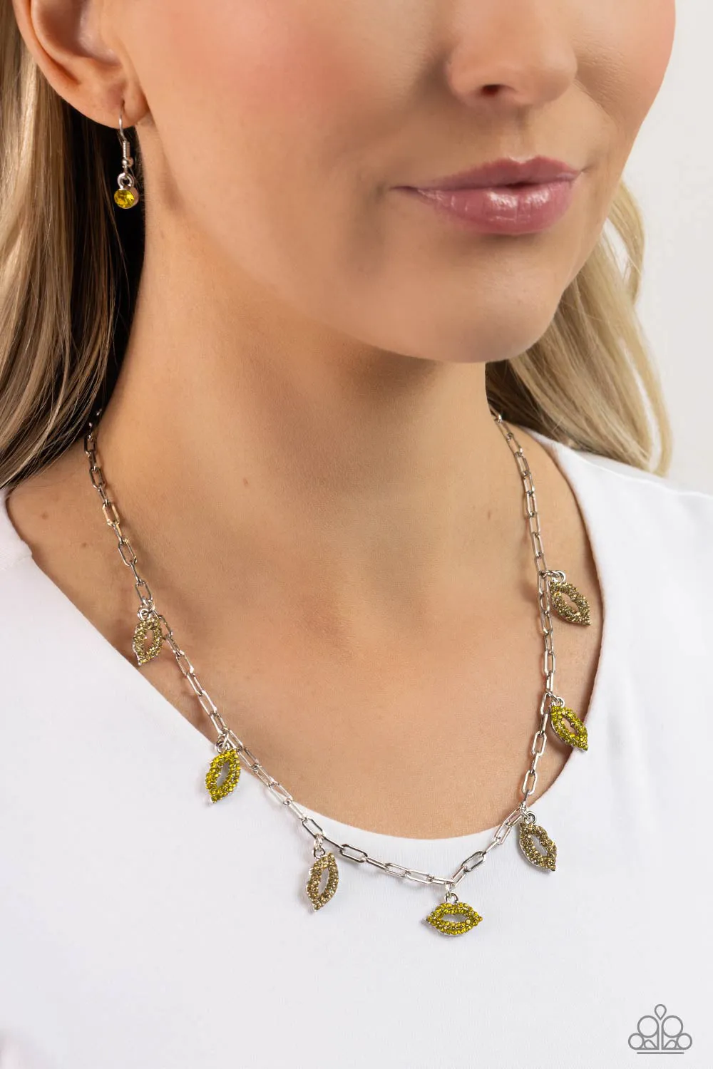 Paparazzi KISS the Mark Necklace Yellow