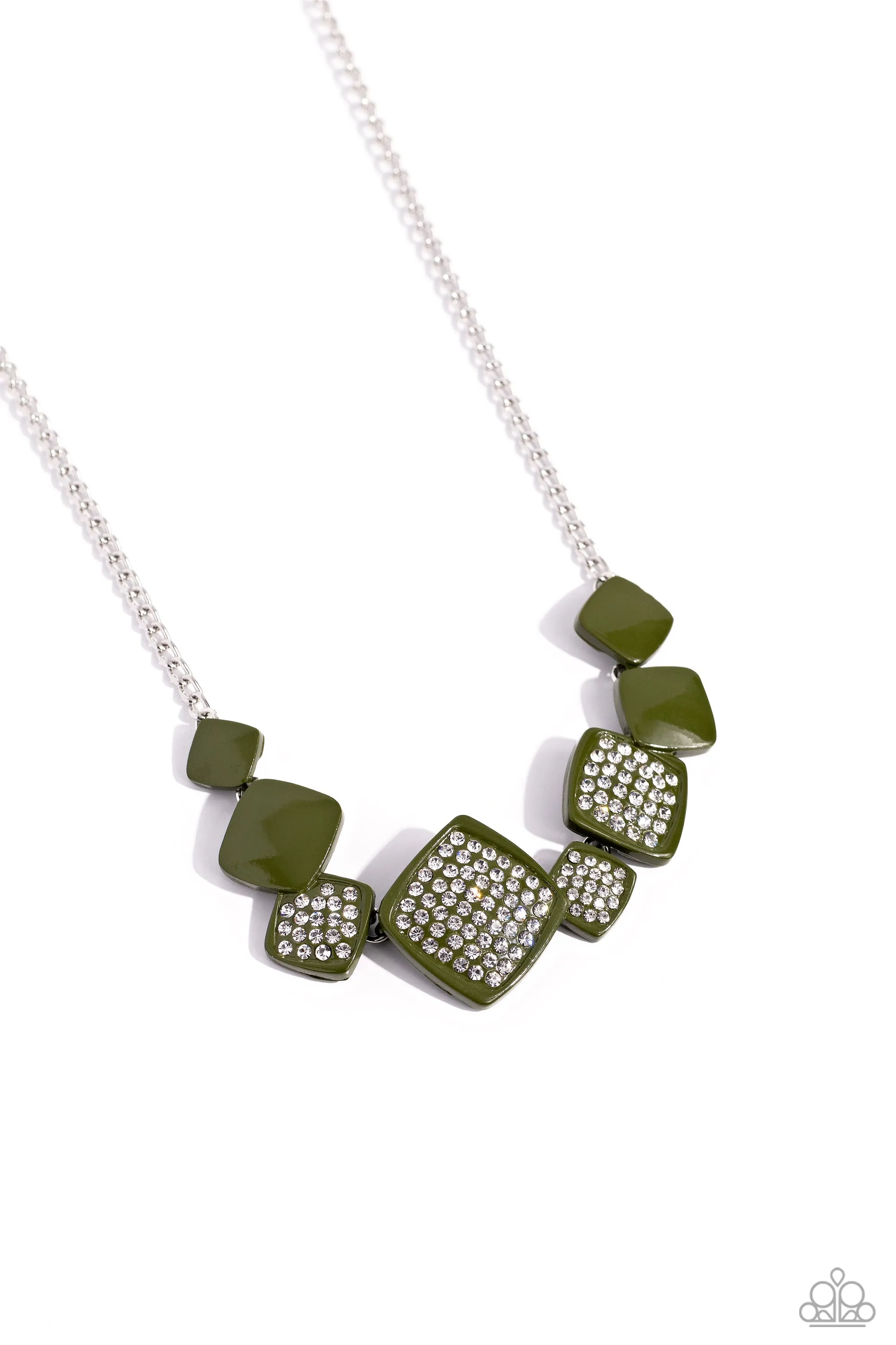 Paparazzi Twinkling Tables Necklace Green