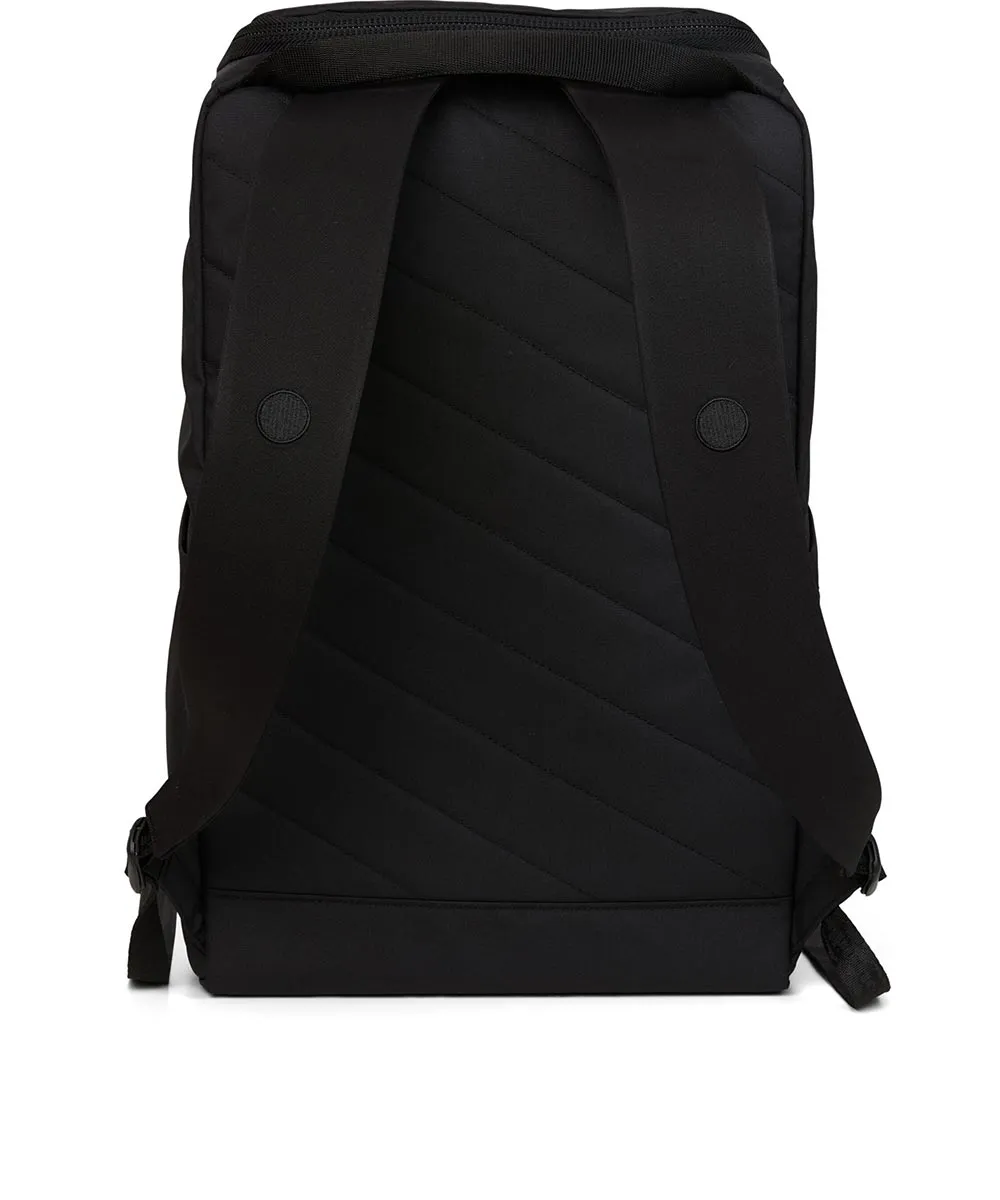 Pinqponq Purik Rucksack aus recycelten PET-Flaschen