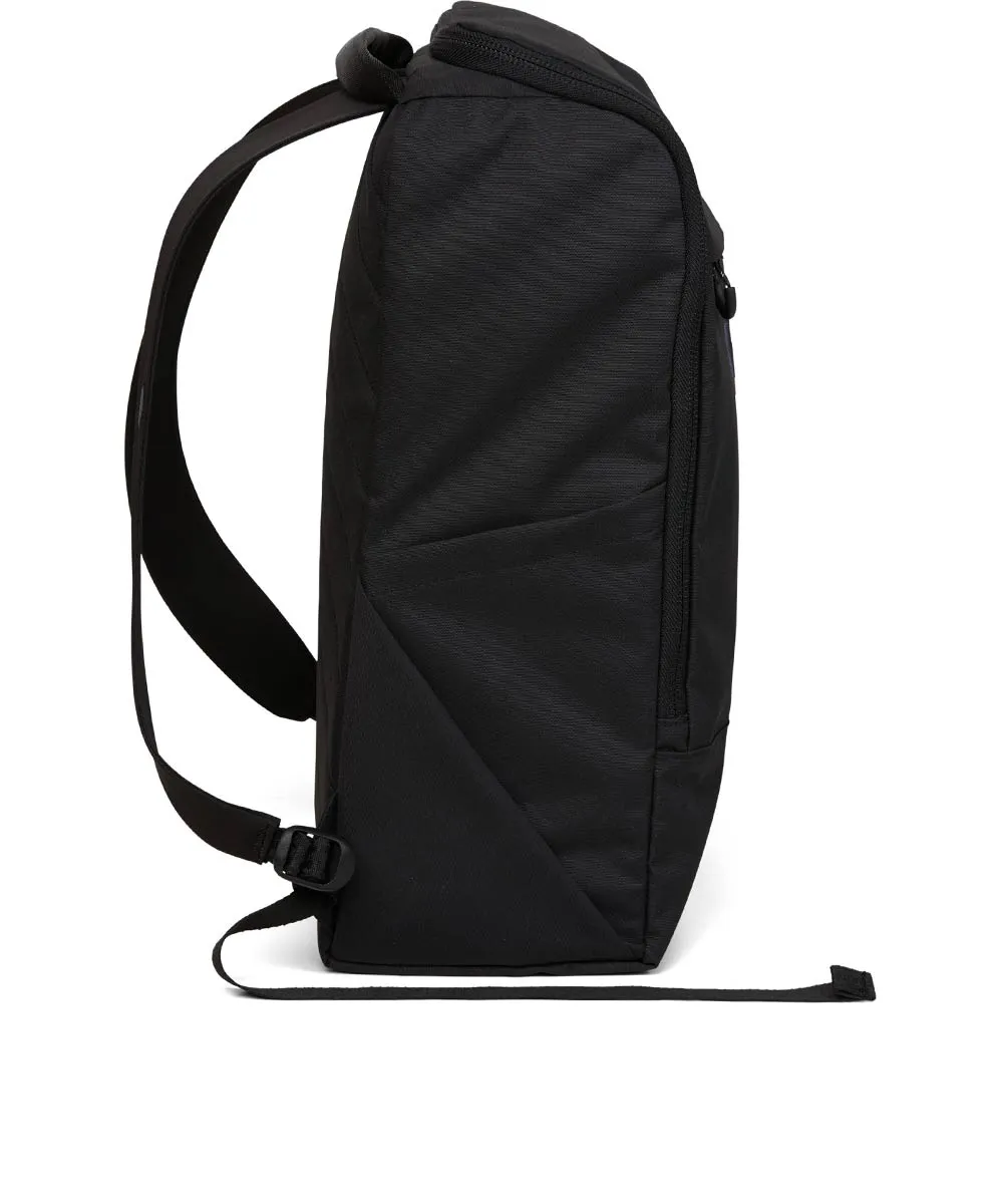 Pinqponq Purik Rucksack aus recycelten PET-Flaschen