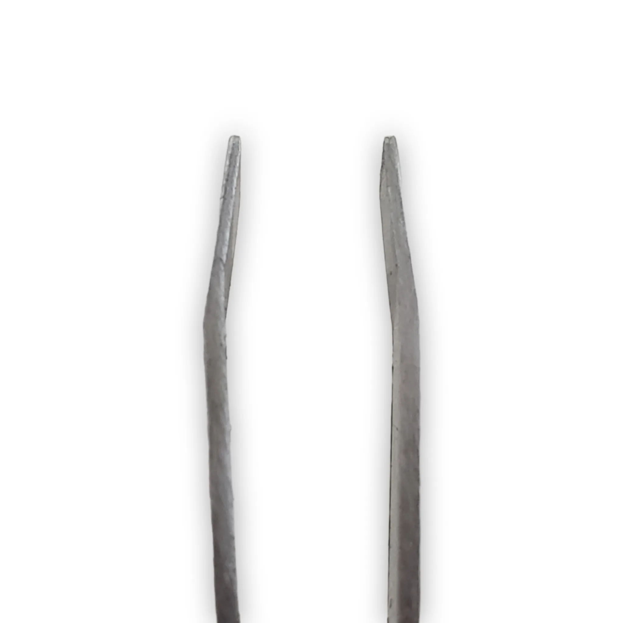 Poppy & Ivy Slant Tip Eyebrow Tweezer