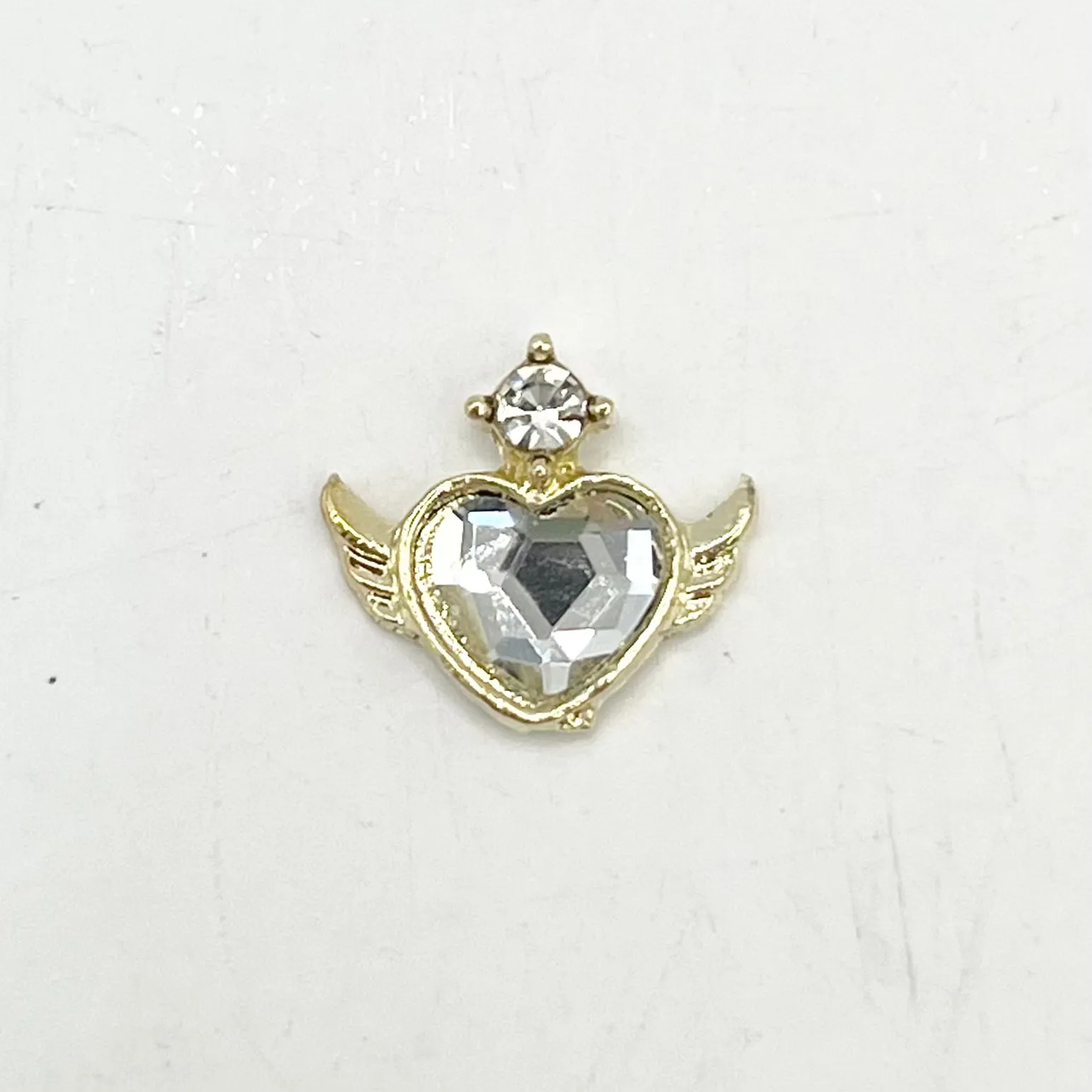 Queen - Nail Charms 10pc - #191 Gold Winged White Heart Crystals