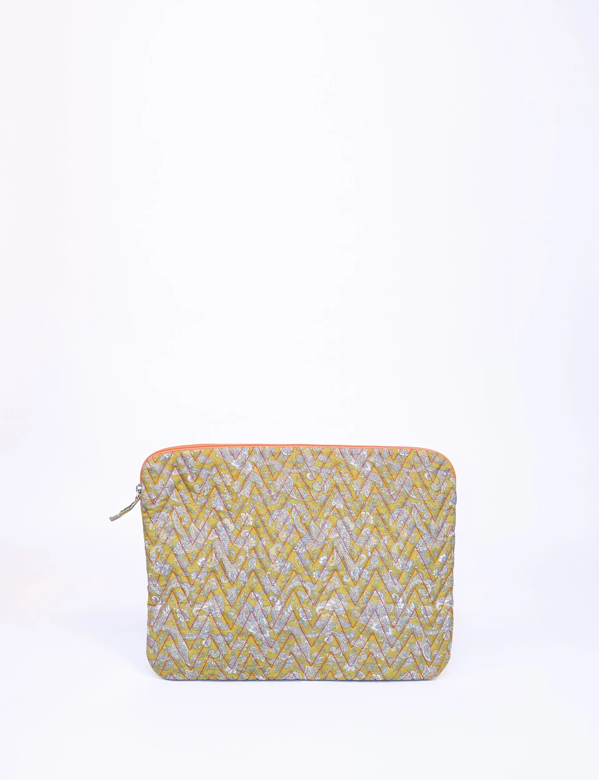 QUILTED LAPTOP SLEEVE 15_16