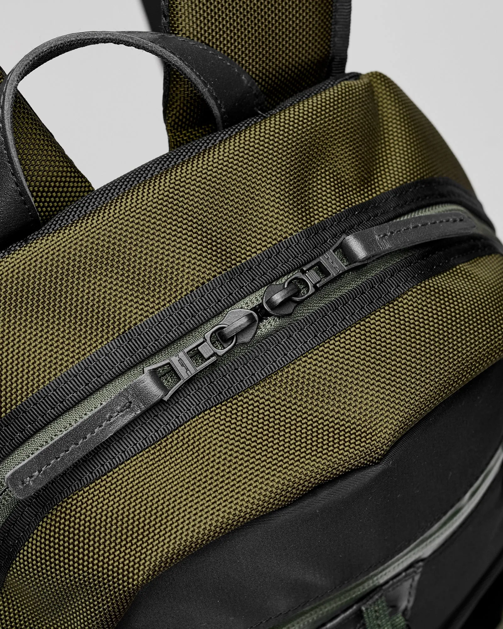 Scramble Backpack in Khaki