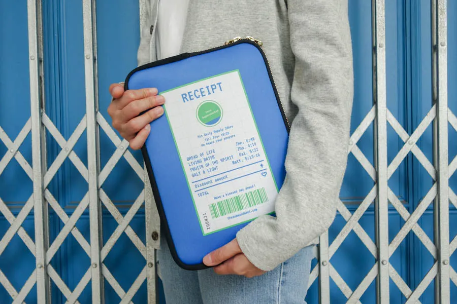 Shalom Pas | Laptop Sleeve {LOVE SUPERMARKET}