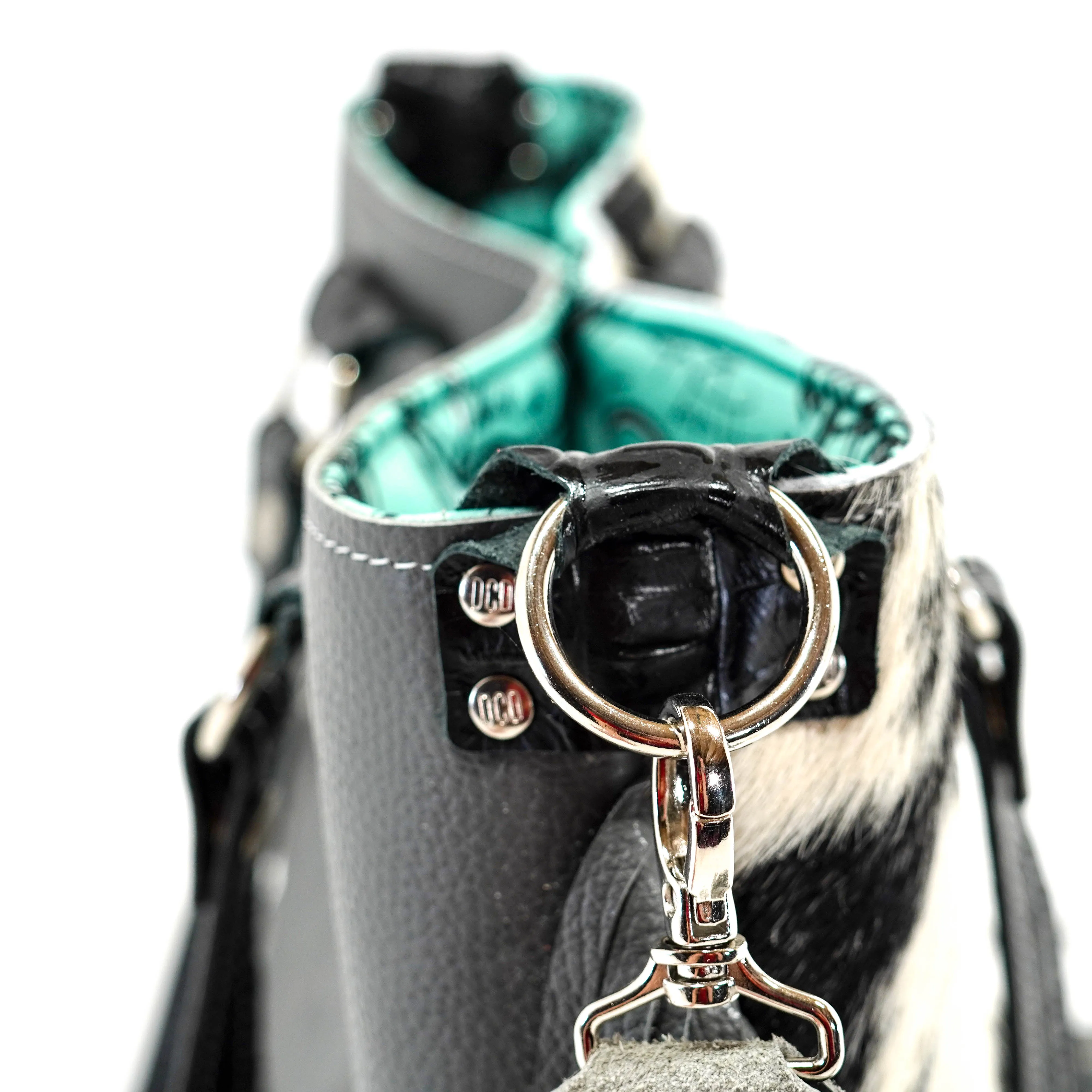 Taylor - Black & White w/ No Embossed