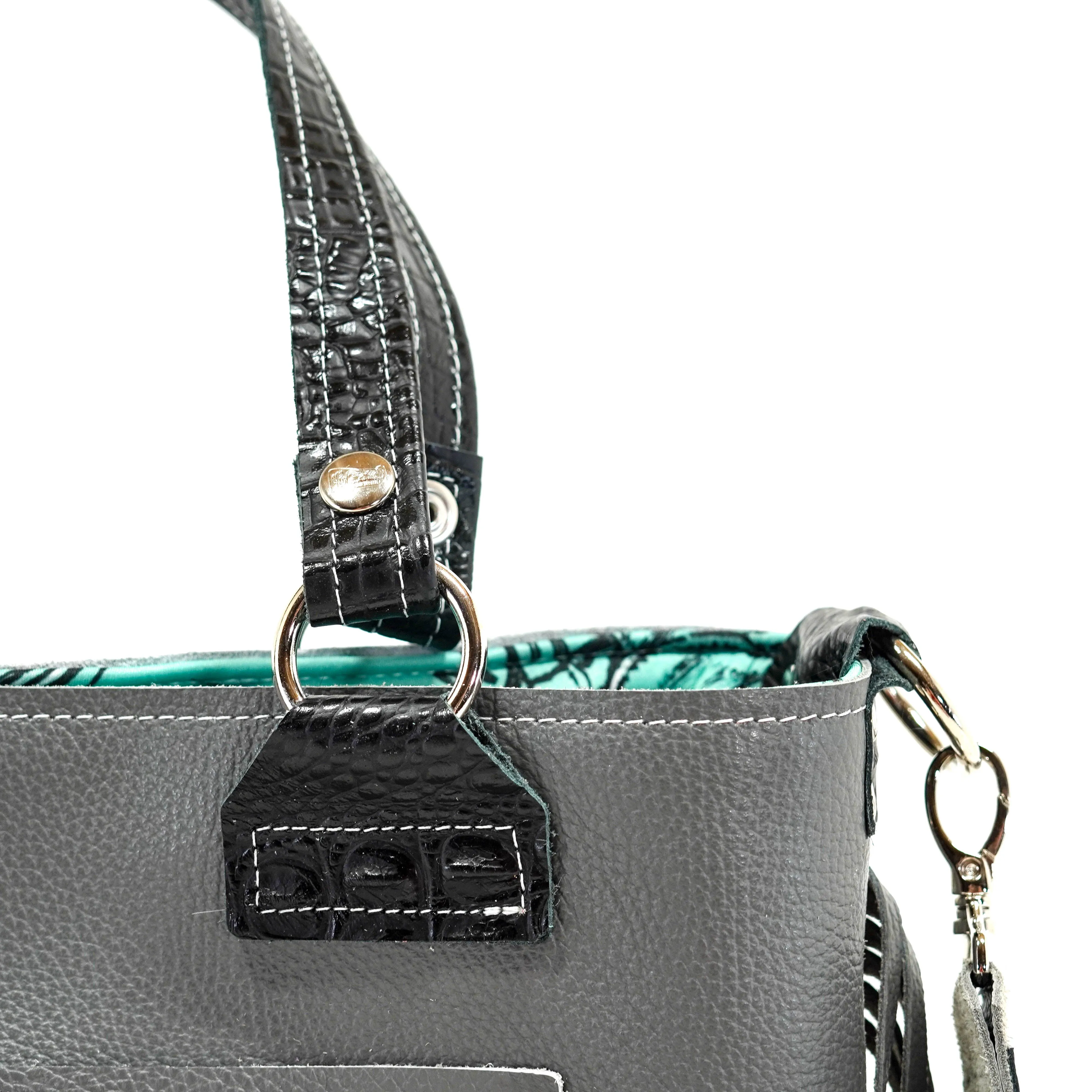 Taylor - Black & White w/ No Embossed
