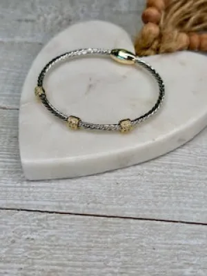 Thin Cable Cuff with Magnetic Closure