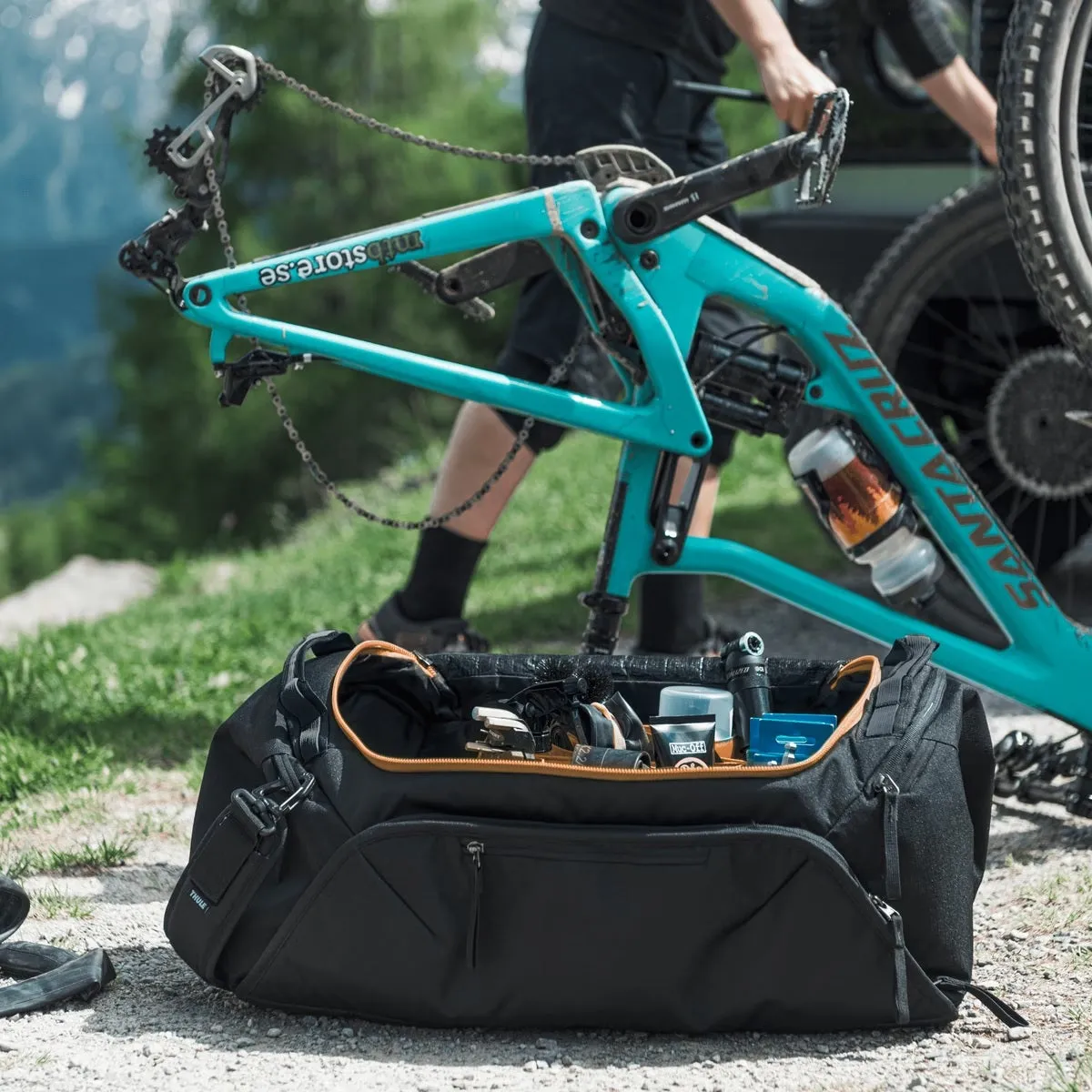 Thule Roundtrip Bike Duffel 55L
