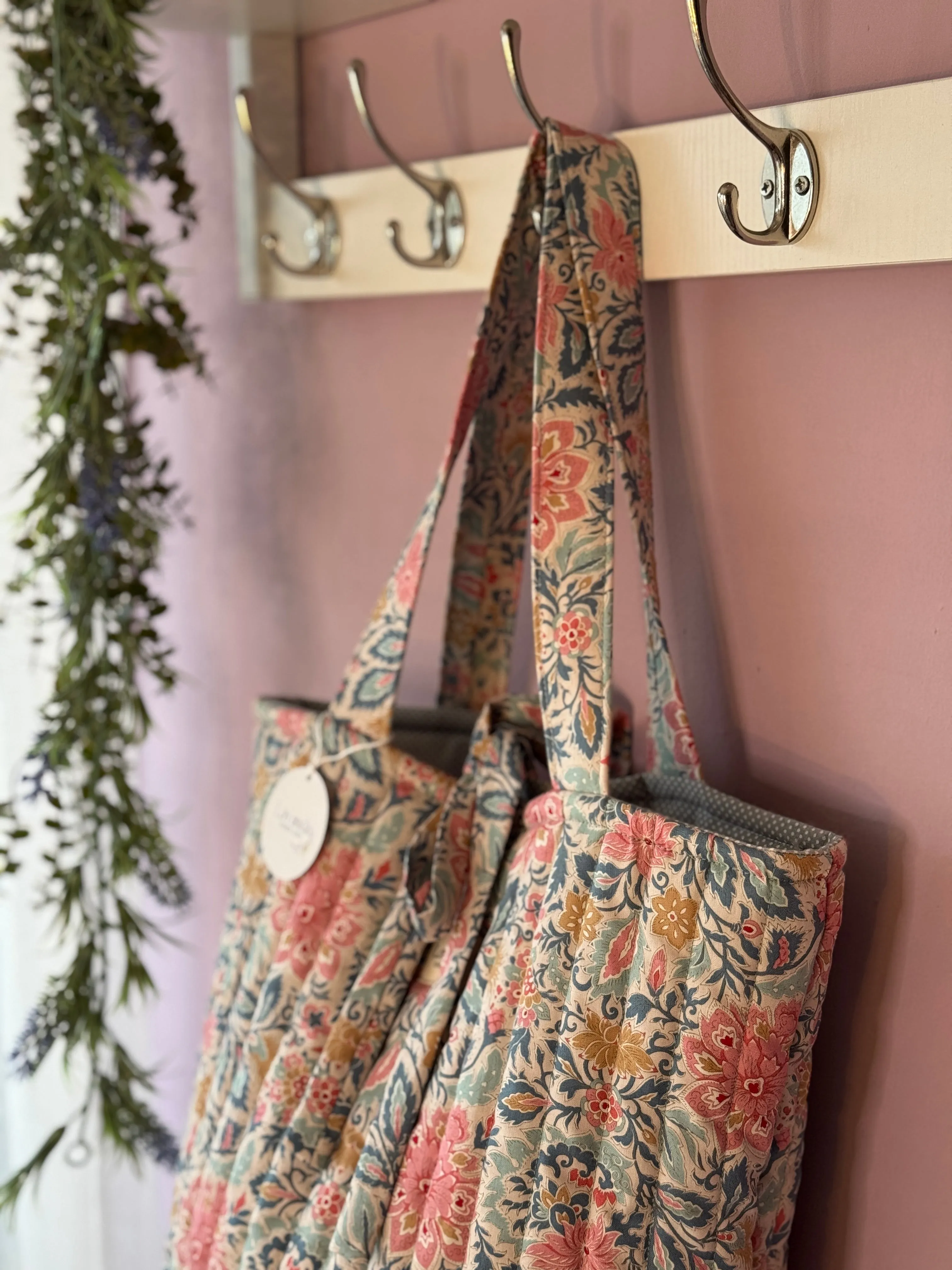 Tote bag Begonia flowers.