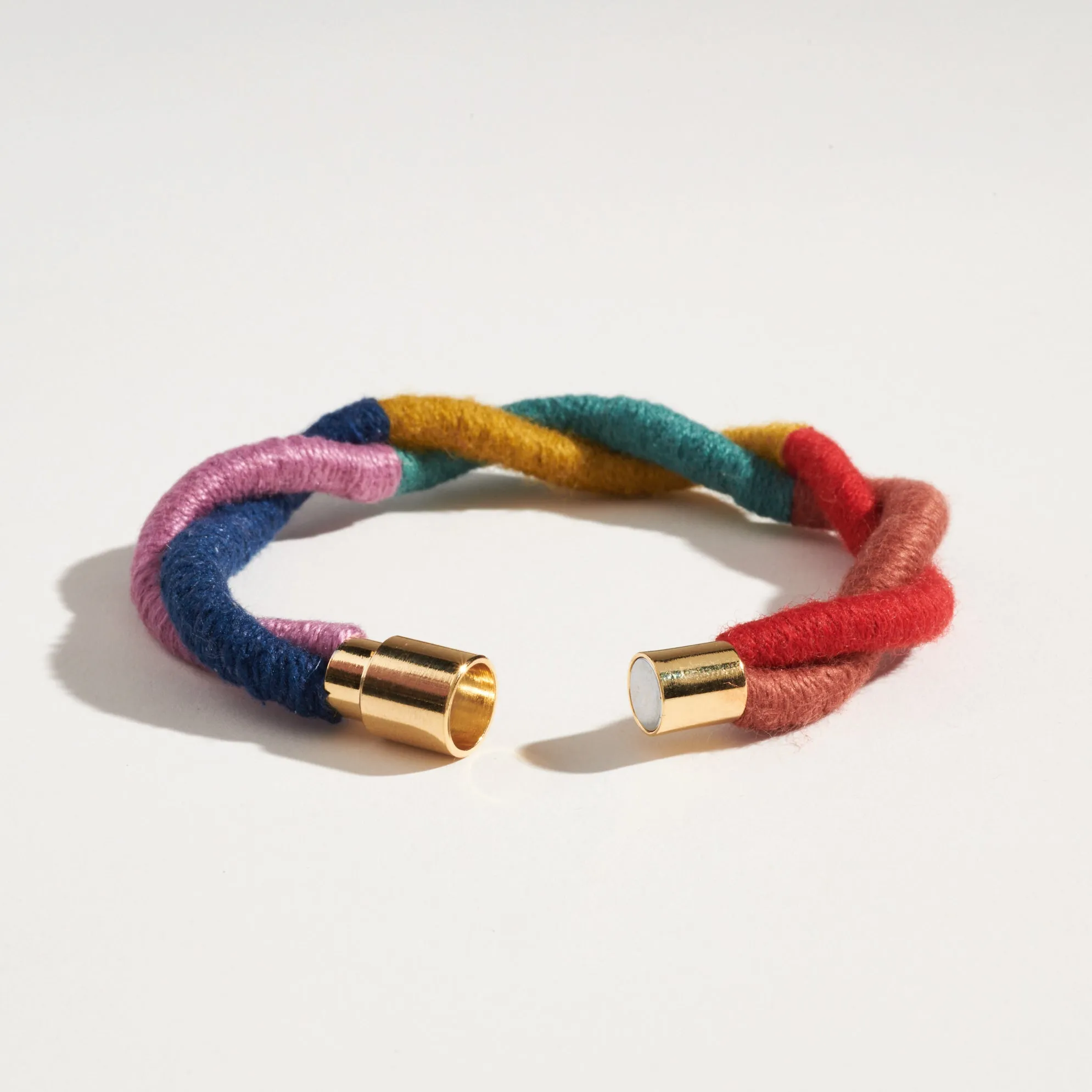 Twist PRIDE Magnetic Bracelet