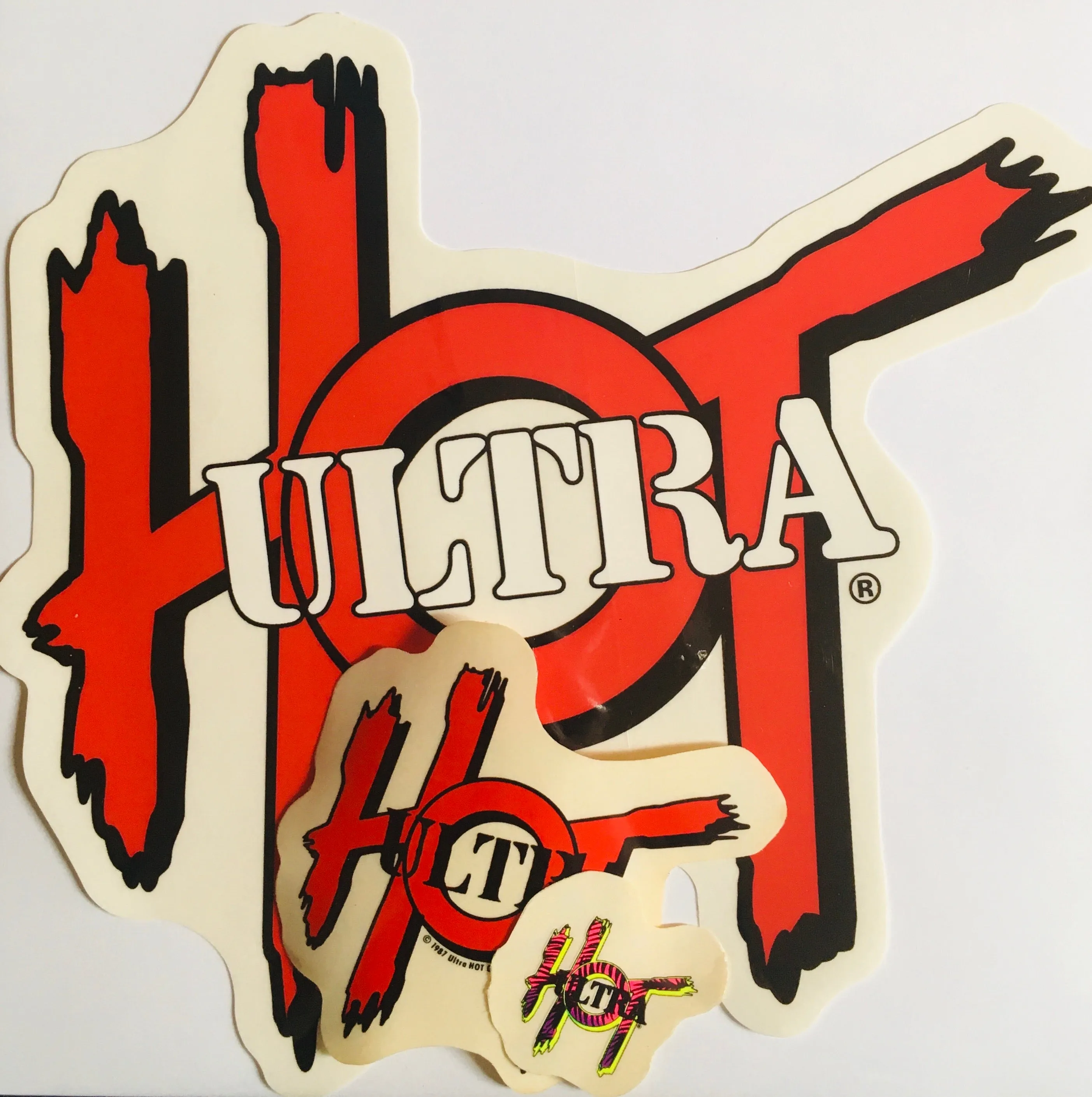 Ultra Hot Logo 3 Pack