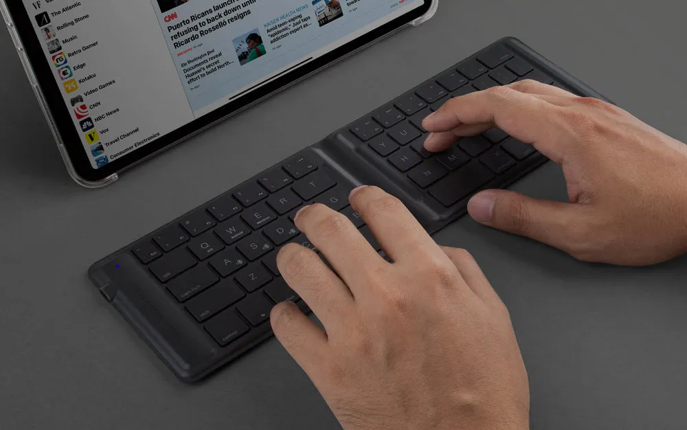 UNIQ FORIO FOLDABLE BLUETOOTH KEYBOARD - CHALK GREY (GREY) - GREY