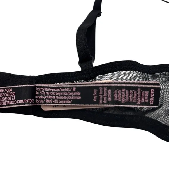 Victoria’s Secret Very Sexy Shine Strappy Unlined Lace Low-Cut Demi Bra Size 32D